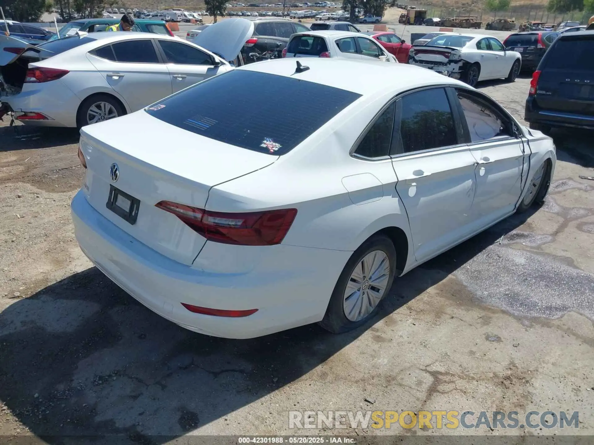 4 Photograph of a damaged car 3VWC57BU4LM102844 VOLKSWAGEN JETTA 2020