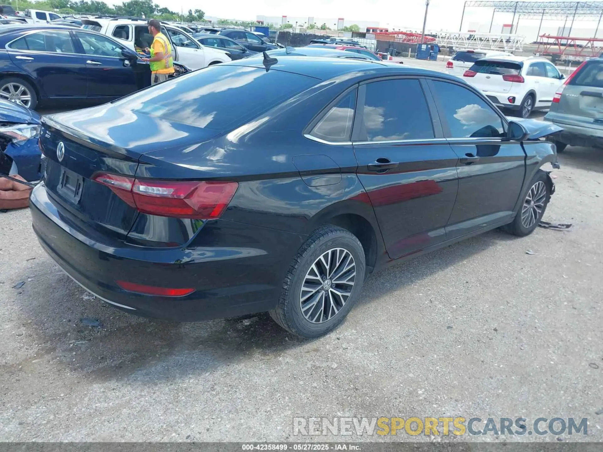 4 Photograph of a damaged car 3VWC57BU5LM079803 VOLKSWAGEN JETTA 2020