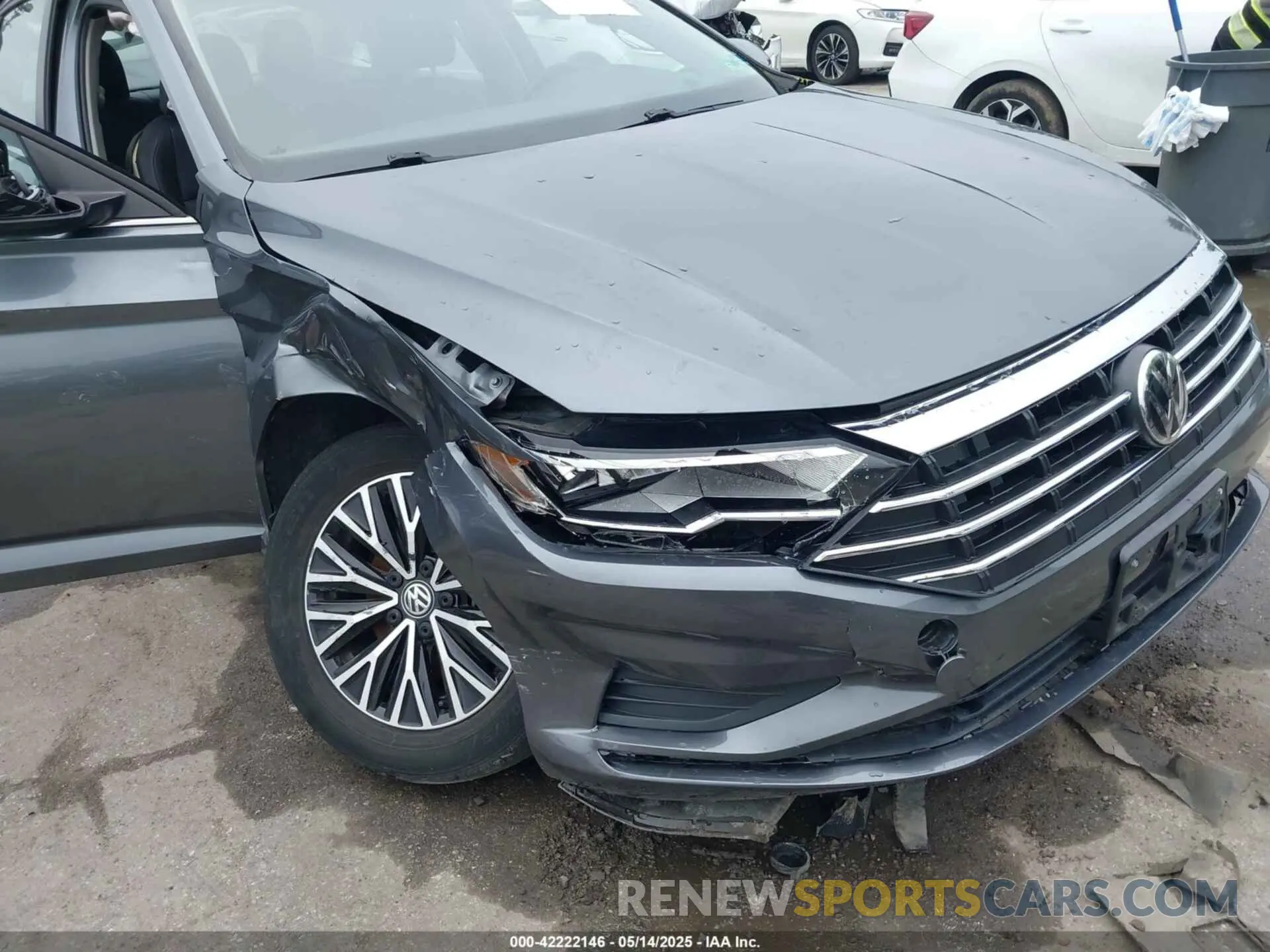17 Photograph of a damaged car 3VWC57BU5LM097928 VOLKSWAGEN JETTA 2020