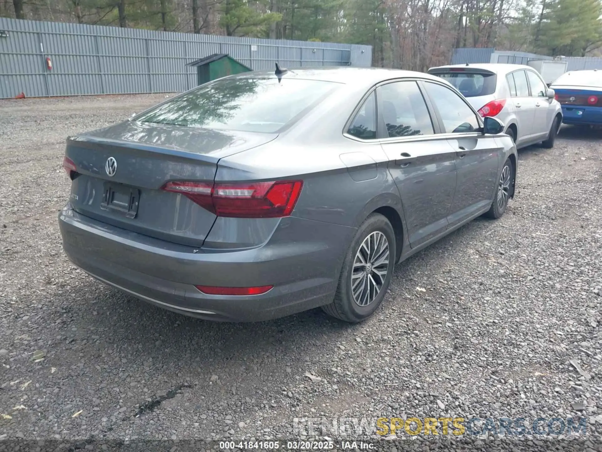 4 Photograph of a damaged car 3VWC57BU6LM097615 VOLKSWAGEN JETTA 2020