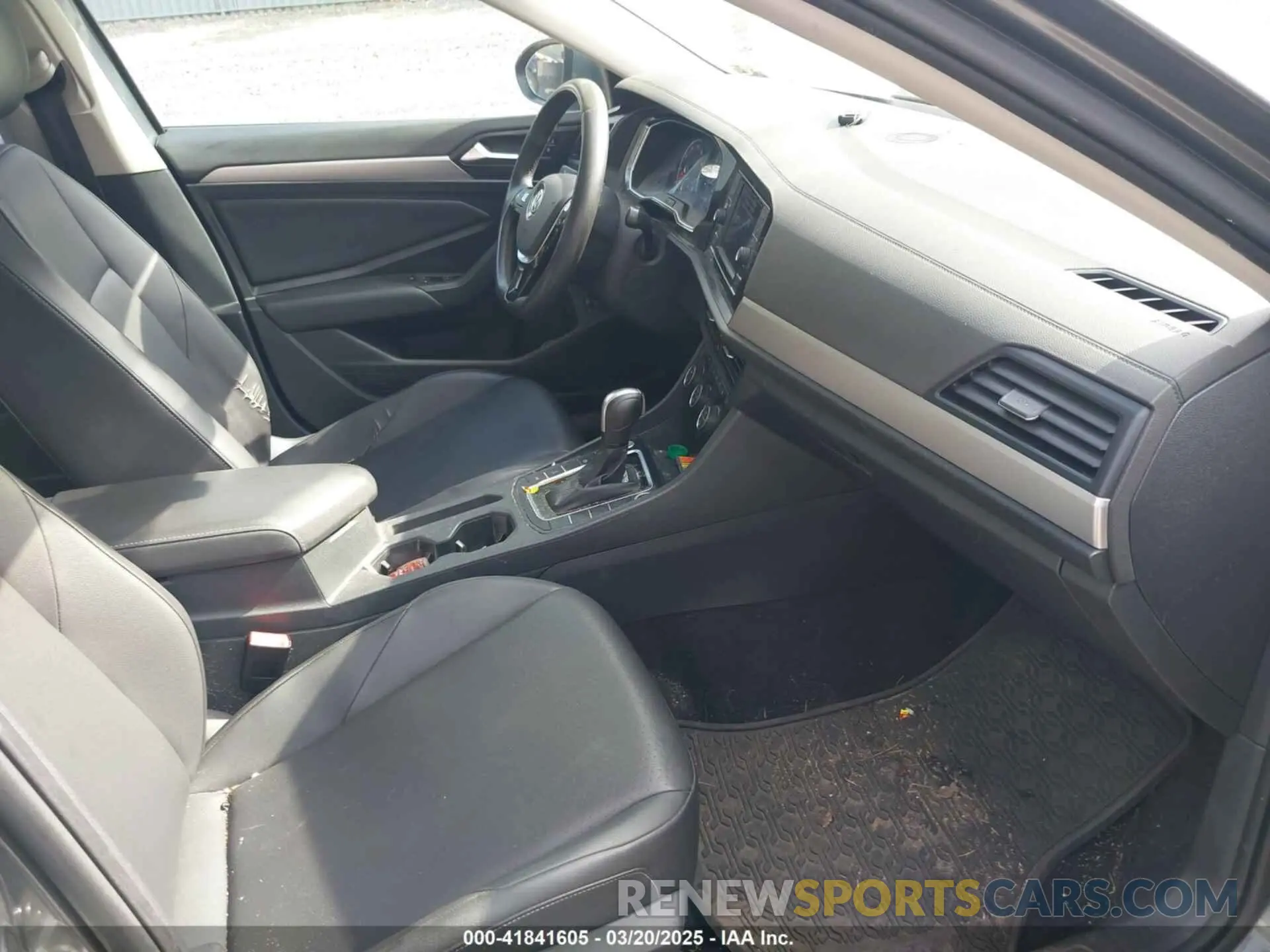 5 Photograph of a damaged car 3VWC57BU6LM097615 VOLKSWAGEN JETTA 2020