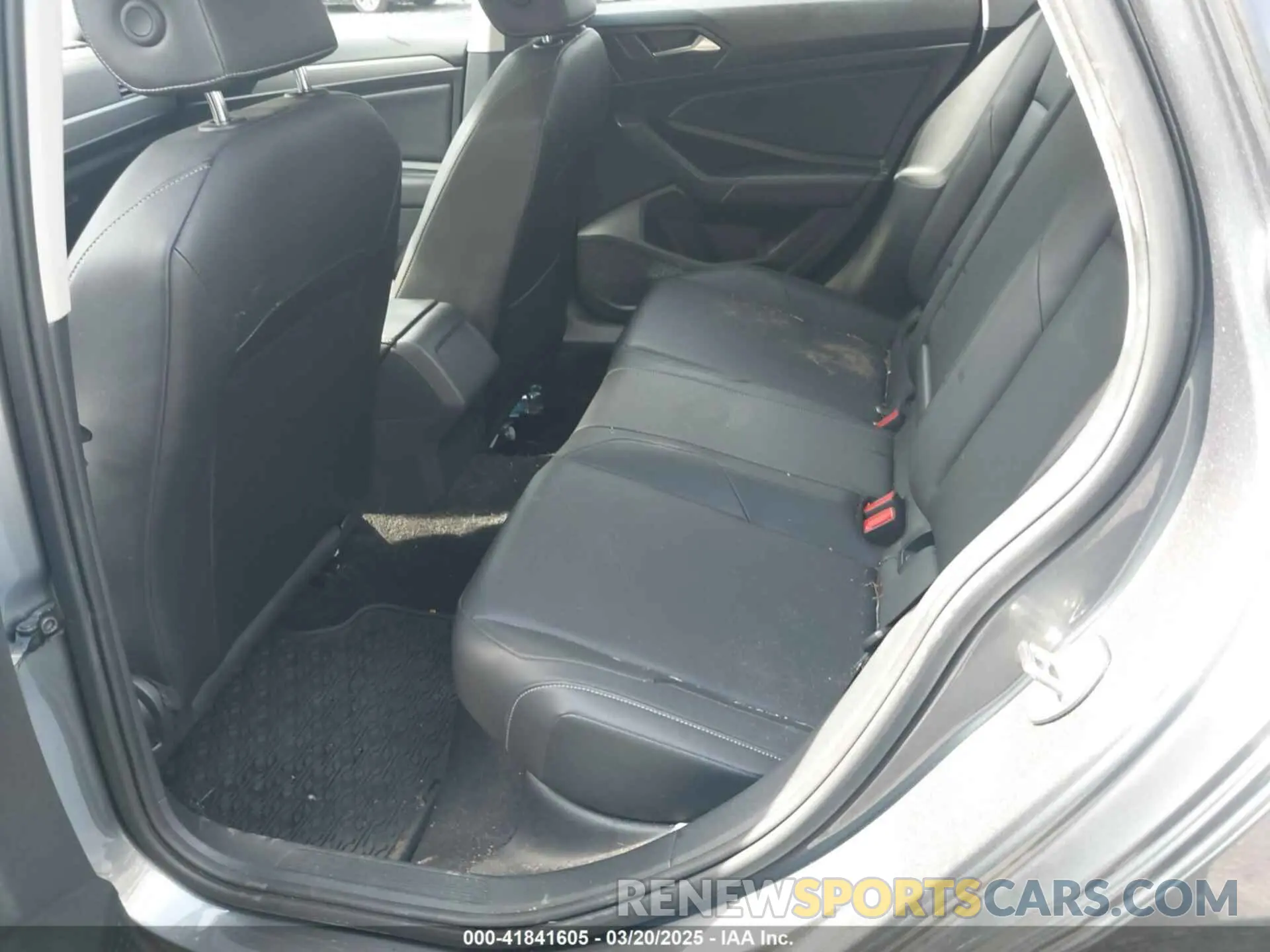 8 Photograph of a damaged car 3VWC57BU6LM097615 VOLKSWAGEN JETTA 2020