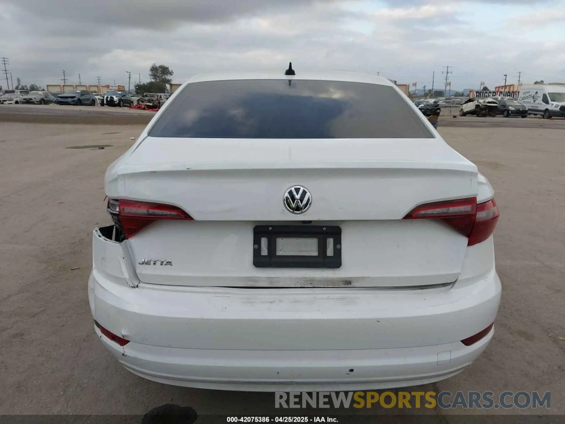 16 Photograph of a damaged car 3VWC57BU6LM101081 VOLKSWAGEN JETTA 2020