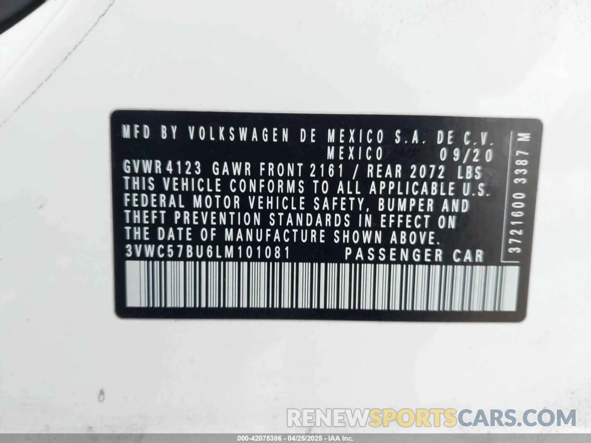 9 Photograph of a damaged car 3VWC57BU6LM101081 VOLKSWAGEN JETTA 2020