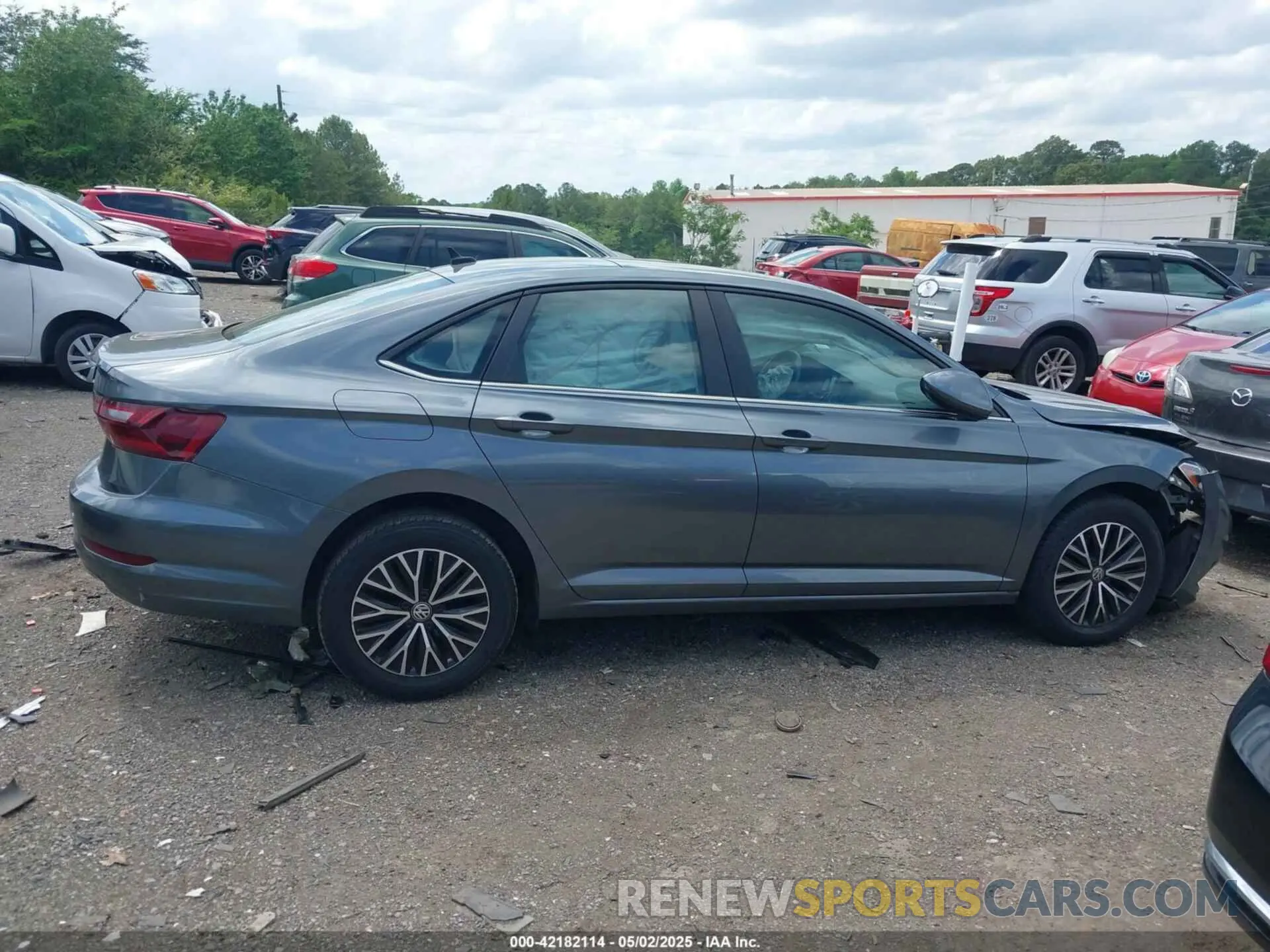 13 Photograph of a damaged car 3VWC57BUBLM103866 VOLKSWAGEN JETTA 2020
