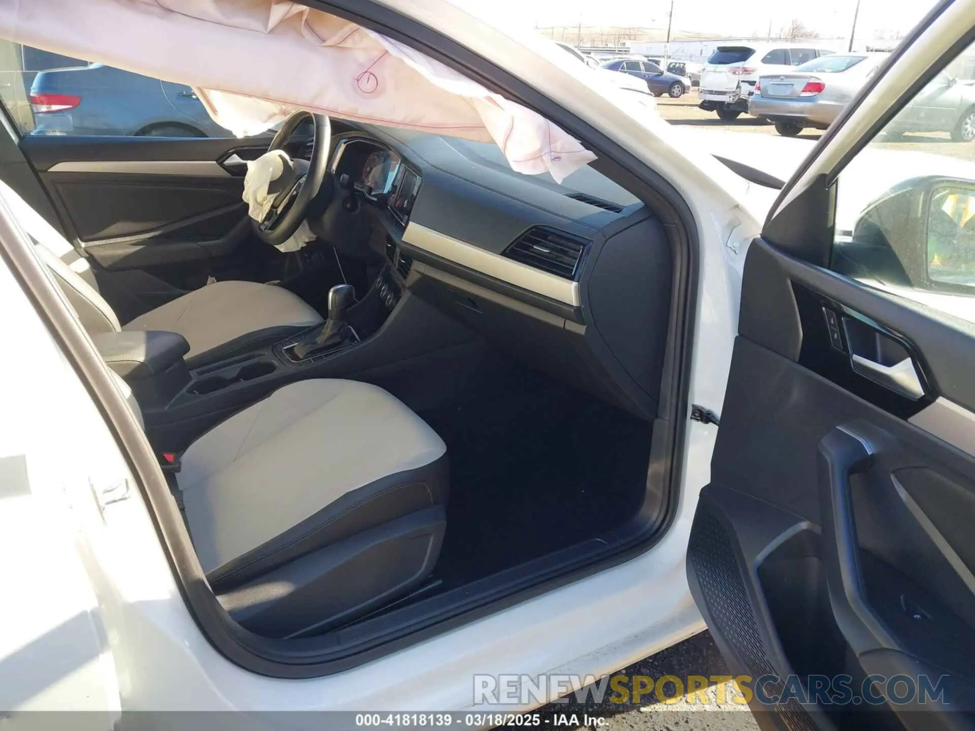 5 Photograph of a damaged car 3VWC57BUXLM089291 VOLKSWAGEN JETTA 2020
