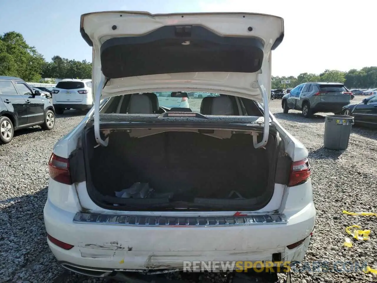 6 Photograph of a damaged car 3VWC57BUXLM100256 VOLKSWAGEN JETTA 2020