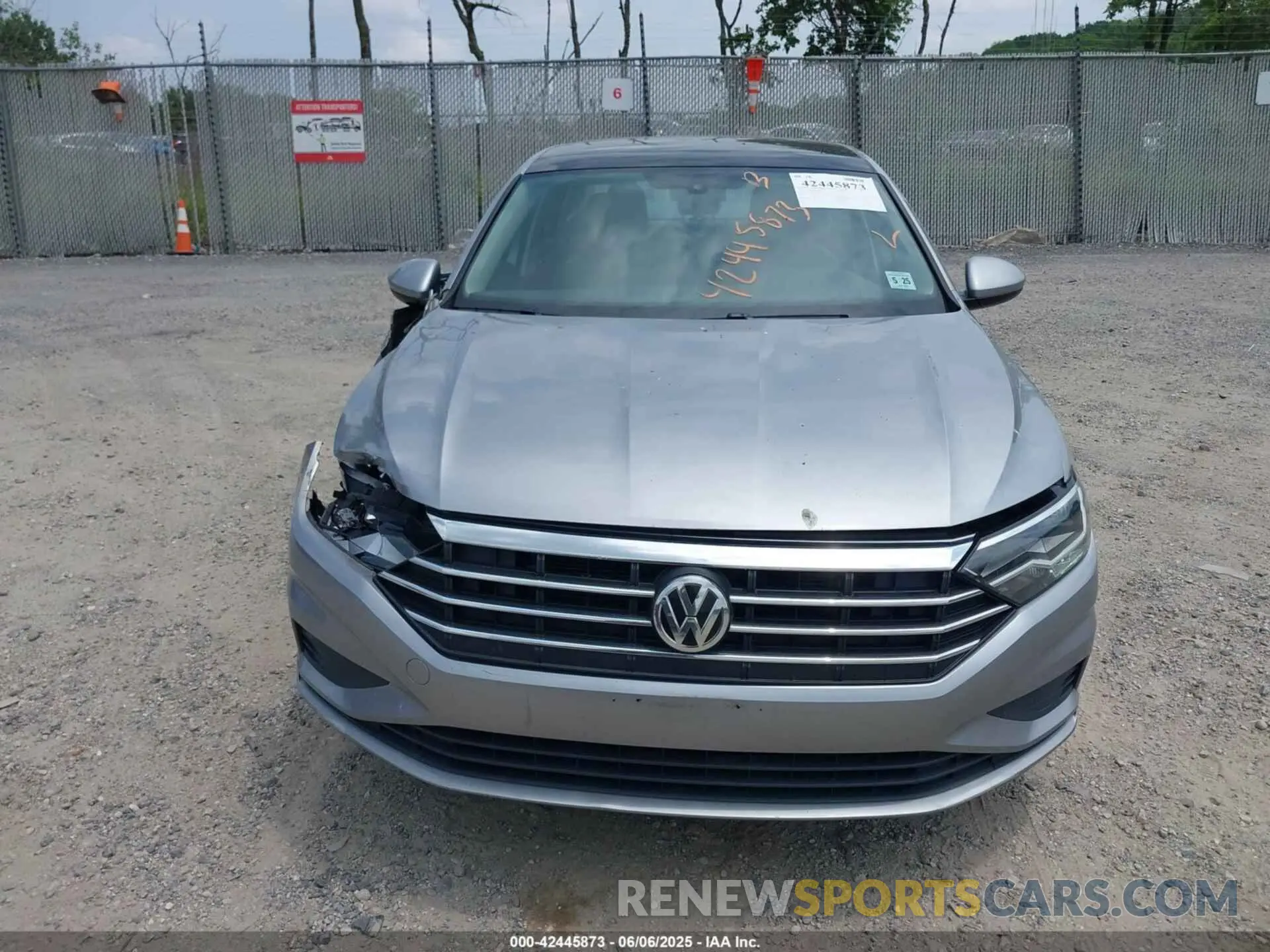 12 Photograph of a damaged car 3VWC57BUXLM101701 VOLKSWAGEN JETTA 2020