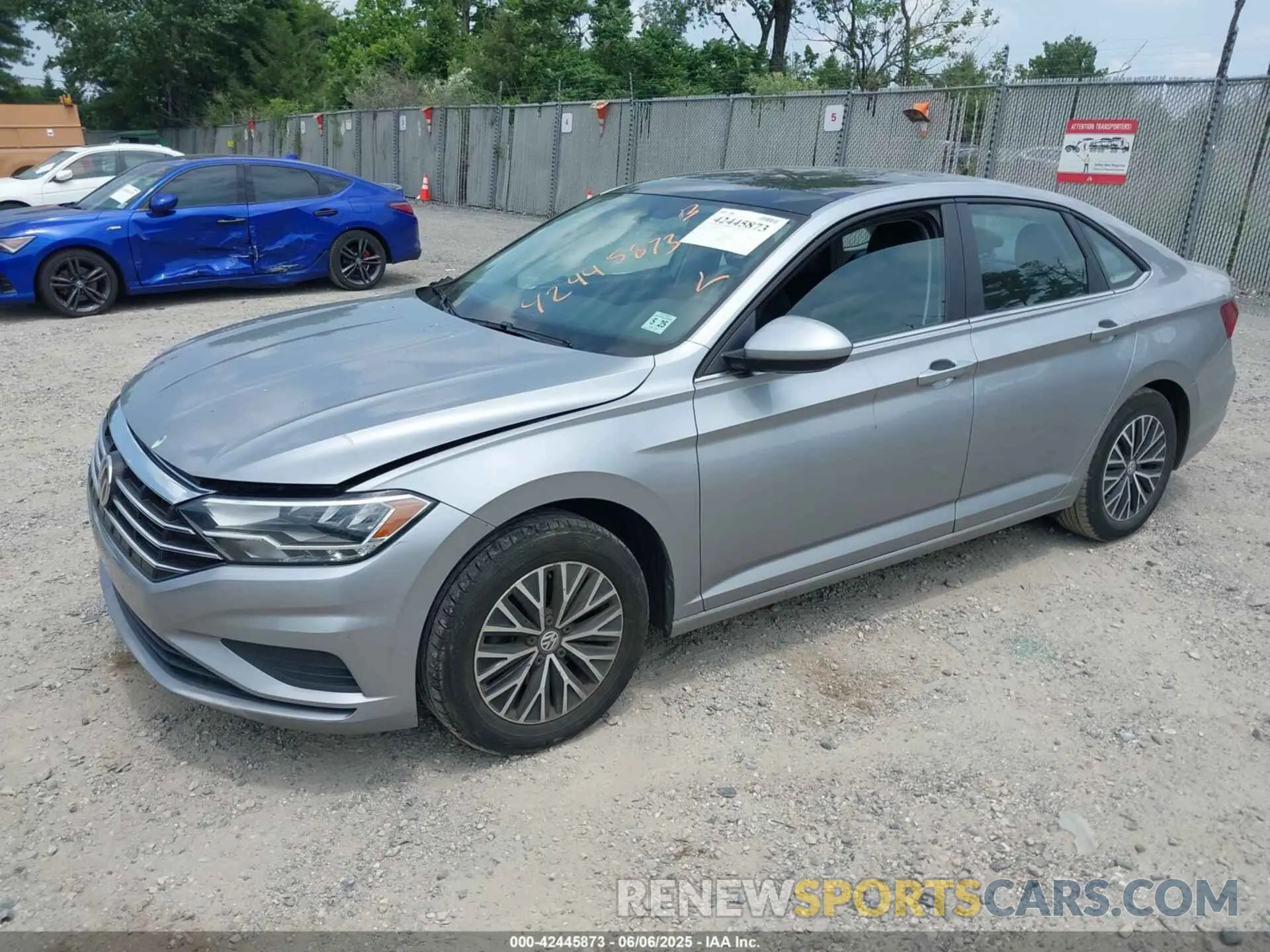 2 Photograph of a damaged car 3VWC57BUXLM101701 VOLKSWAGEN JETTA 2020