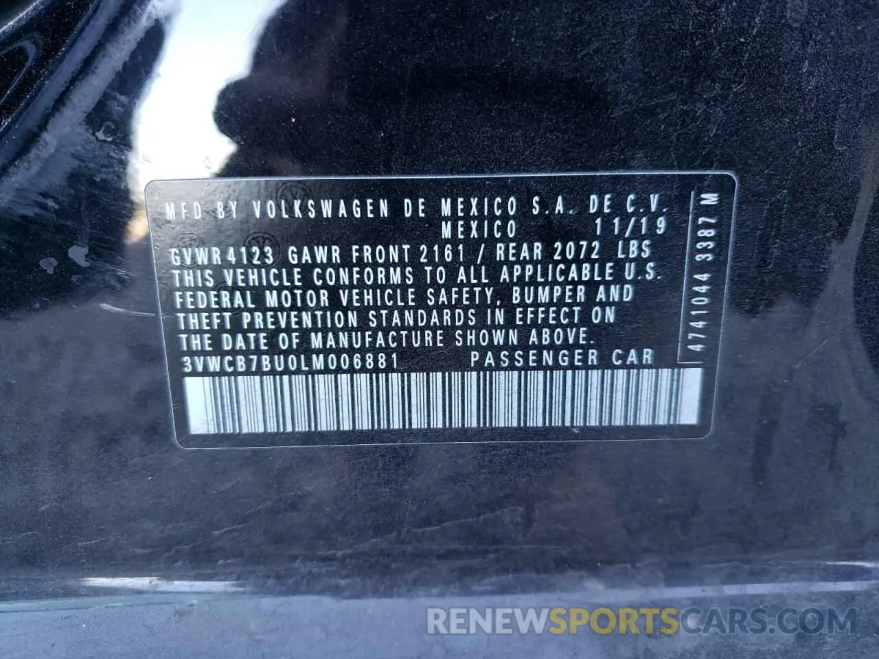 12 Photograph of a damaged car 3VWCB7BU0LM006881 VOLKSWAGEN JETTA 2020
