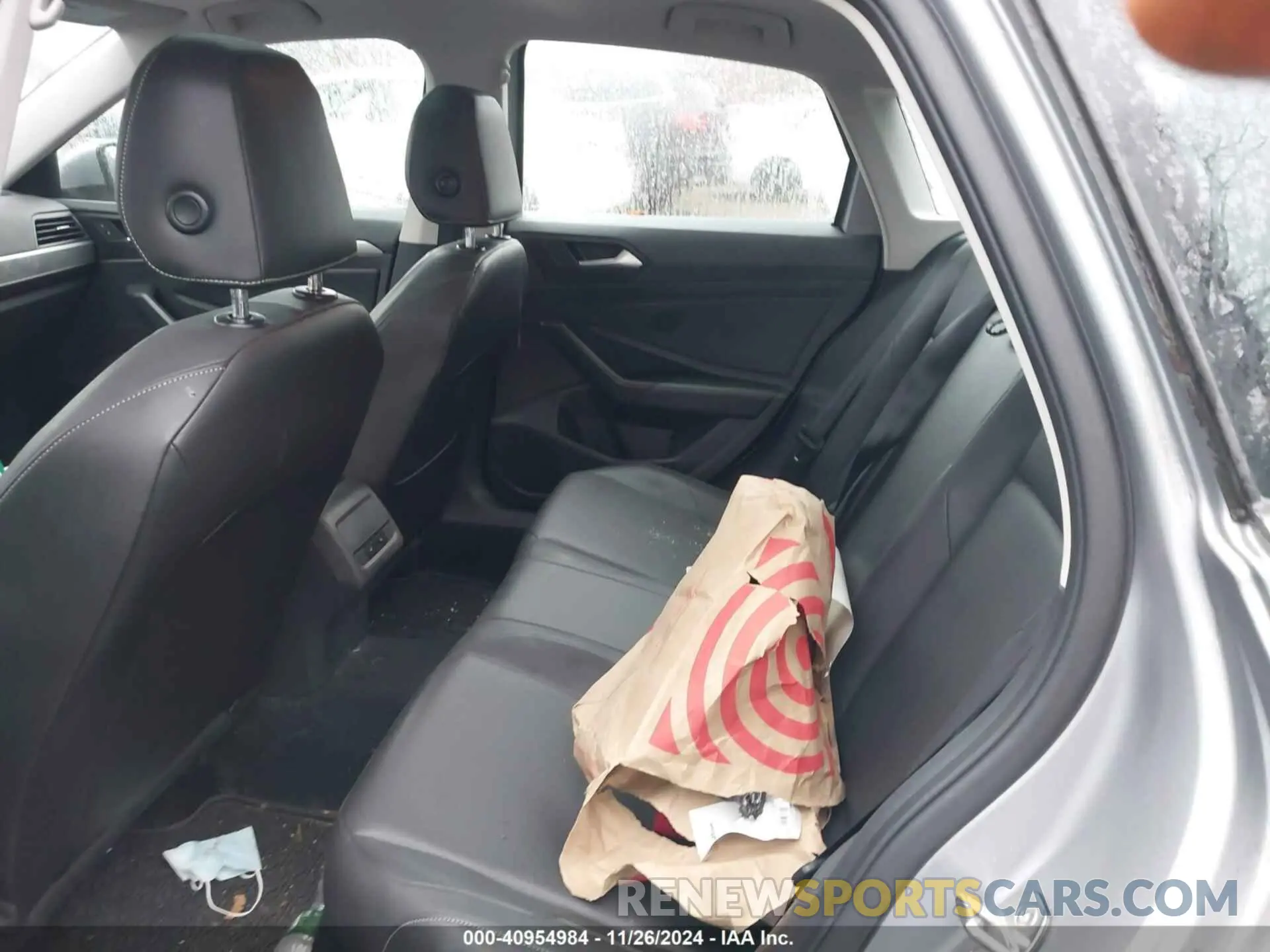 8 Photograph of a damaged car 3VWCB7BU0LM009389 VOLKSWAGEN JETTA 2020