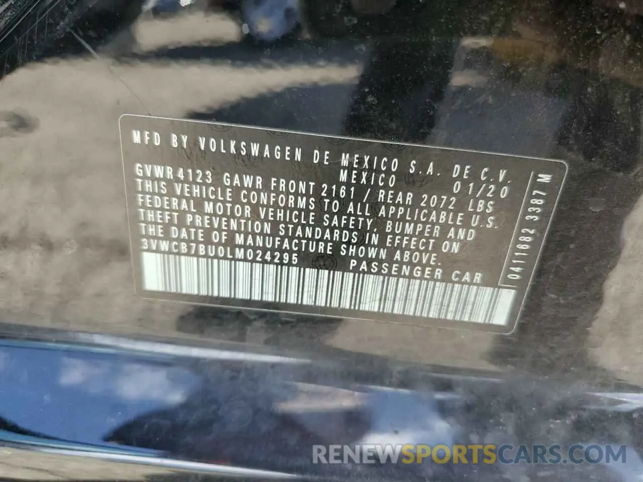 12 Photograph of a damaged car 3VWCB7BU0LM024295 VOLKSWAGEN JETTA 2020