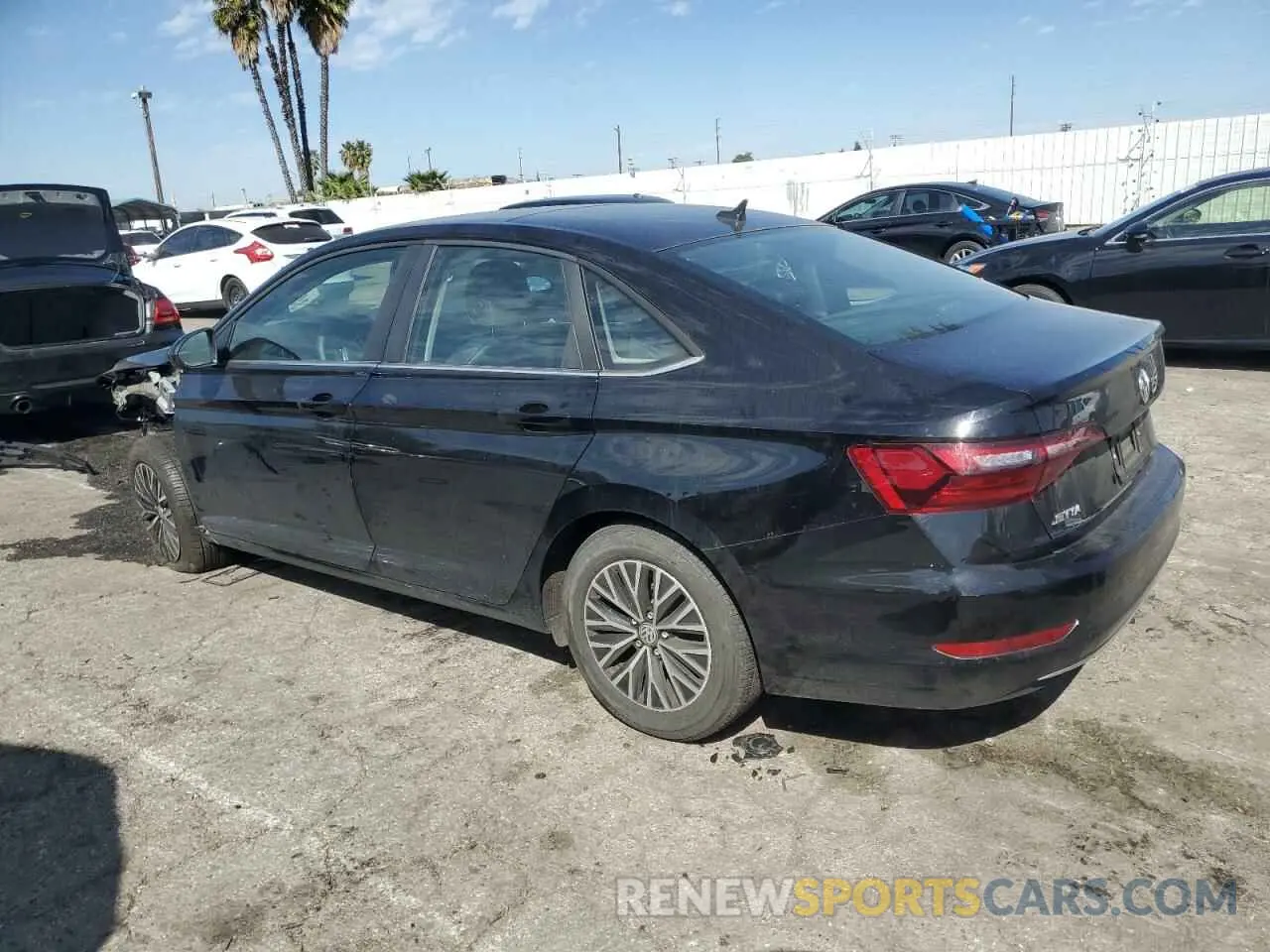 2 Photograph of a damaged car 3VWCB7BU0LM024295 VOLKSWAGEN JETTA 2020