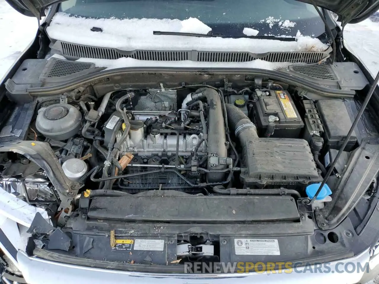 13 Photograph of a damaged car 3VWCB7BU0LM032705 VOLKSWAGEN JETTA 2020