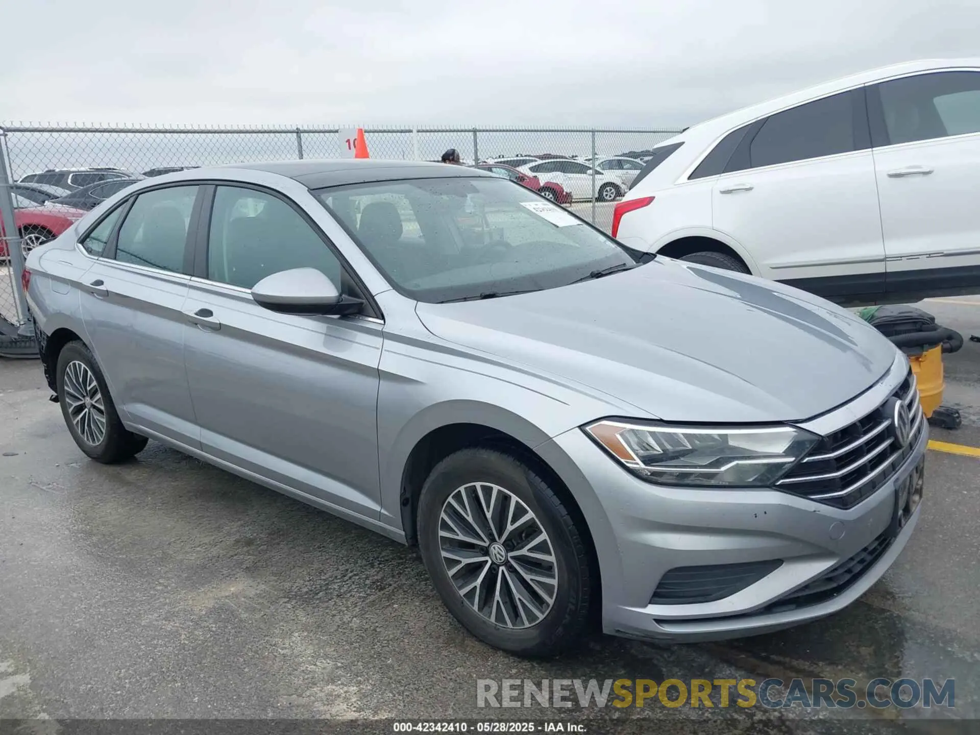 1 Photograph of a damaged car 3VWCB7BU0LM033580 VOLKSWAGEN JETTA 2020