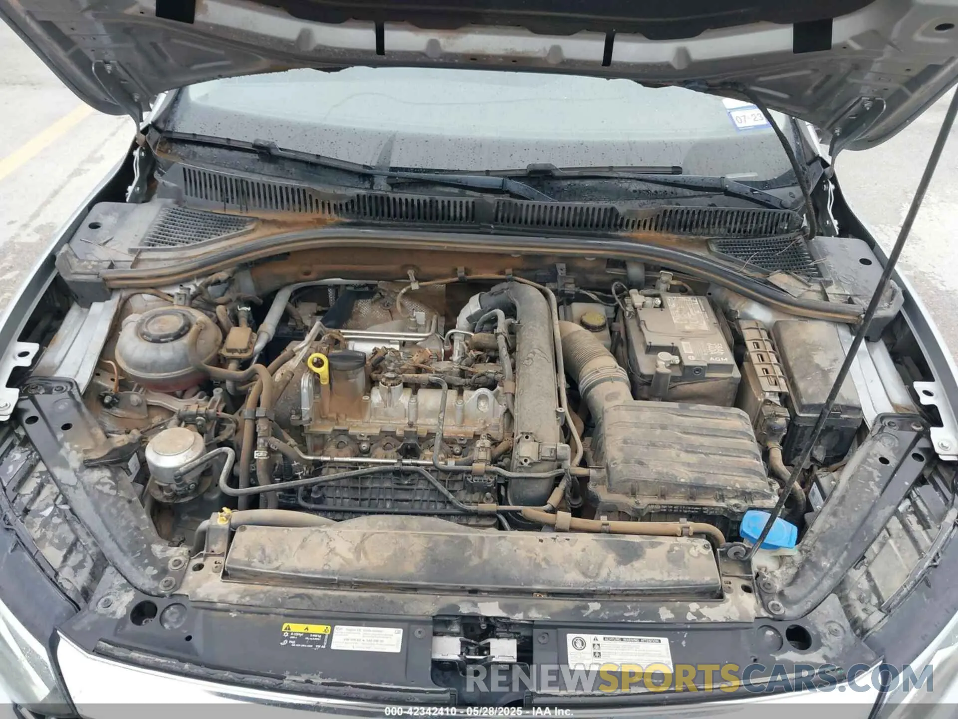 10 Photograph of a damaged car 3VWCB7BU0LM033580 VOLKSWAGEN JETTA 2020