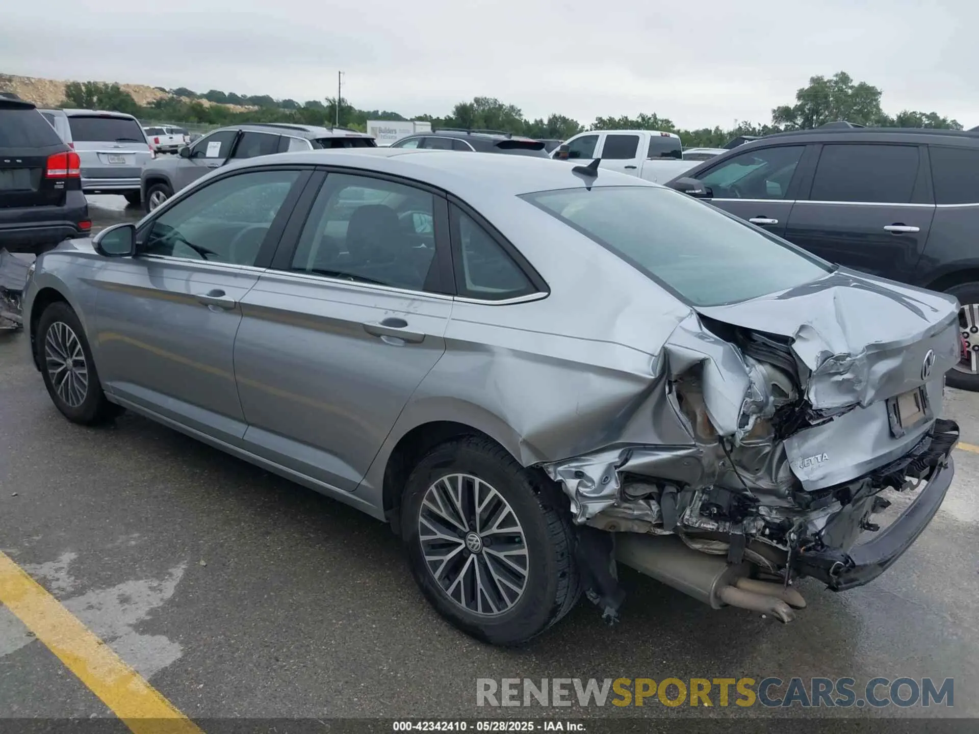 3 Photograph of a damaged car 3VWCB7BU0LM033580 VOLKSWAGEN JETTA 2020