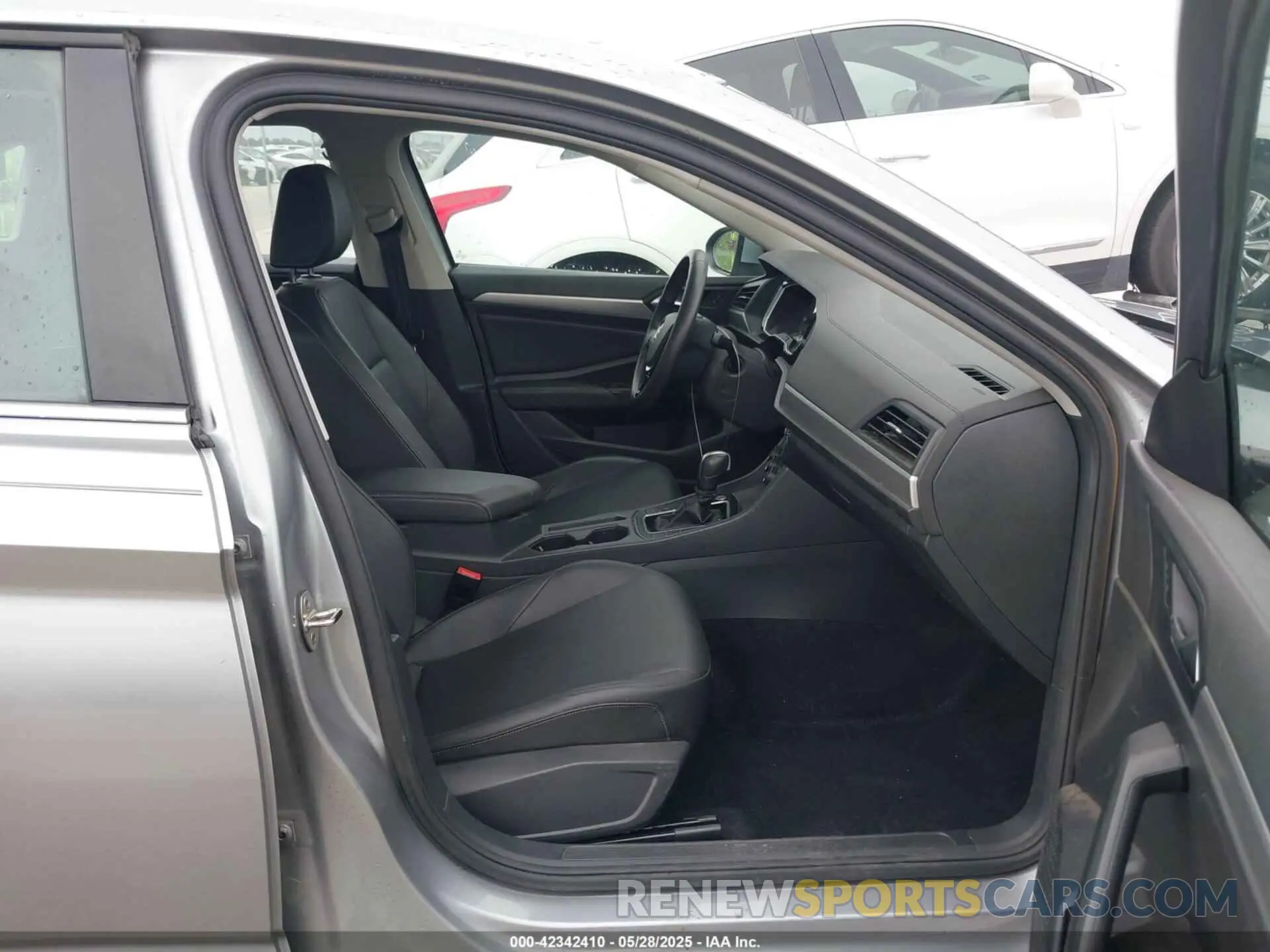 5 Photograph of a damaged car 3VWCB7BU0LM033580 VOLKSWAGEN JETTA 2020
