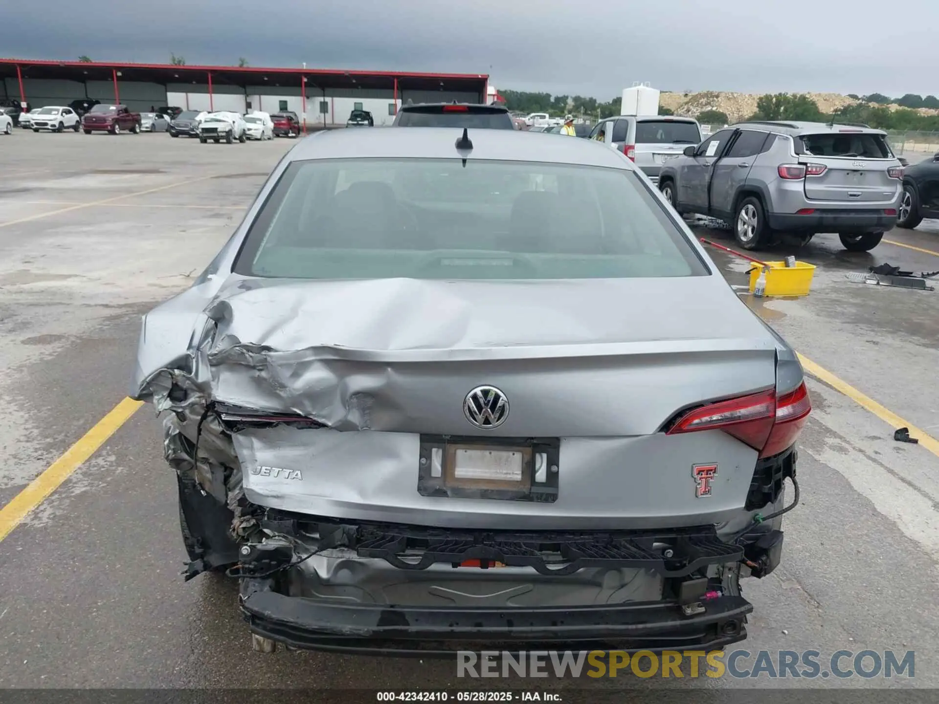 6 Photograph of a damaged car 3VWCB7BU0LM033580 VOLKSWAGEN JETTA 2020