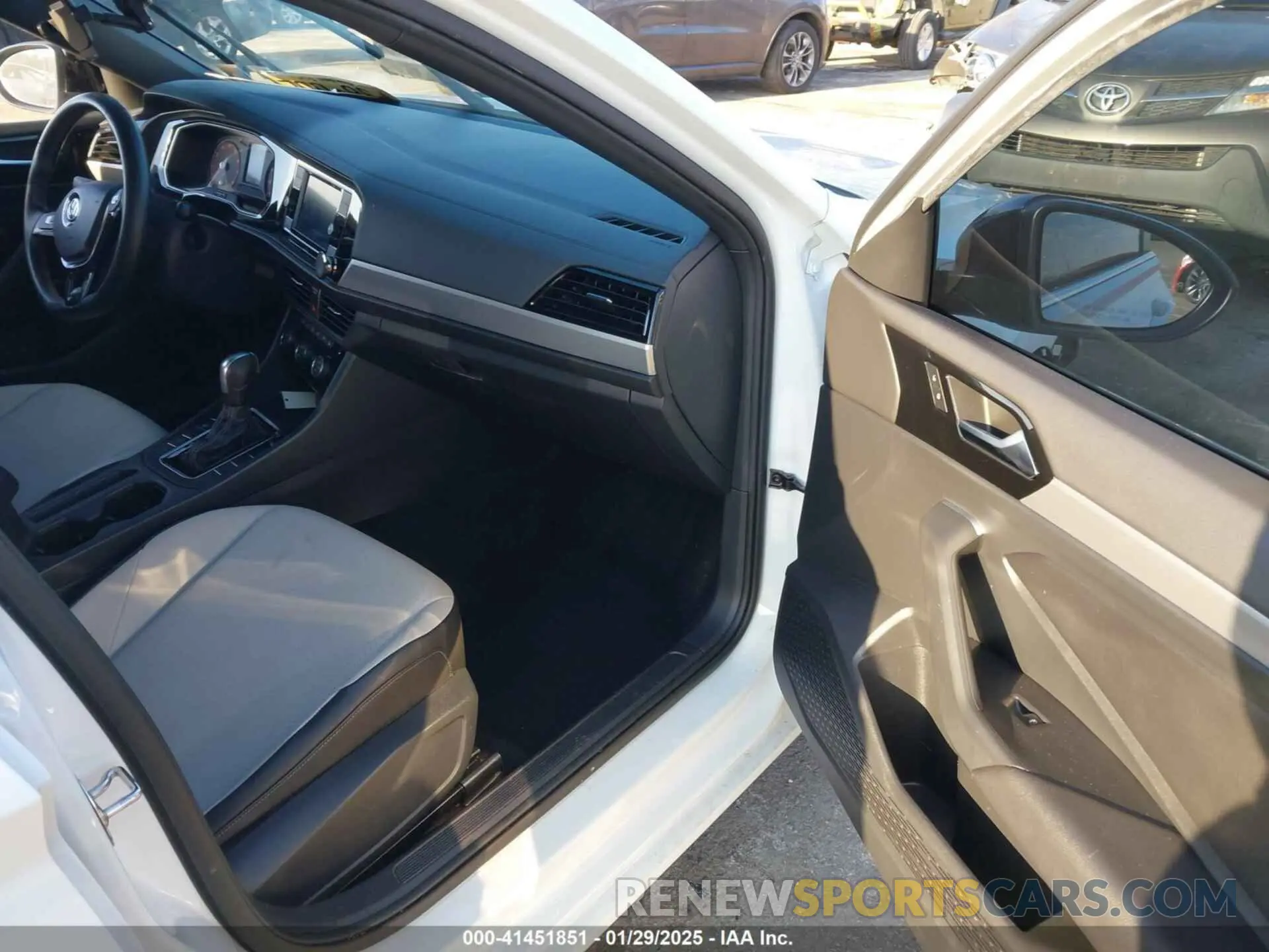 5 Photograph of a damaged car 3VWCB7BU0LM039721 VOLKSWAGEN JETTA 2020