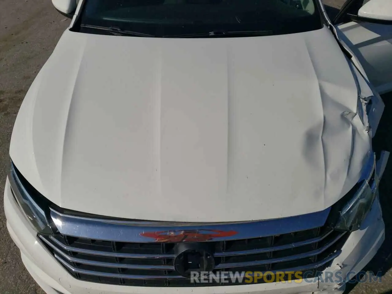 11 Photograph of a damaged car 3VWCB7BU0LM043199 VOLKSWAGEN JETTA 2020