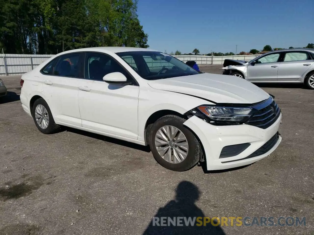 4 Photograph of a damaged car 3VWCB7BU0LM043199 VOLKSWAGEN JETTA 2020