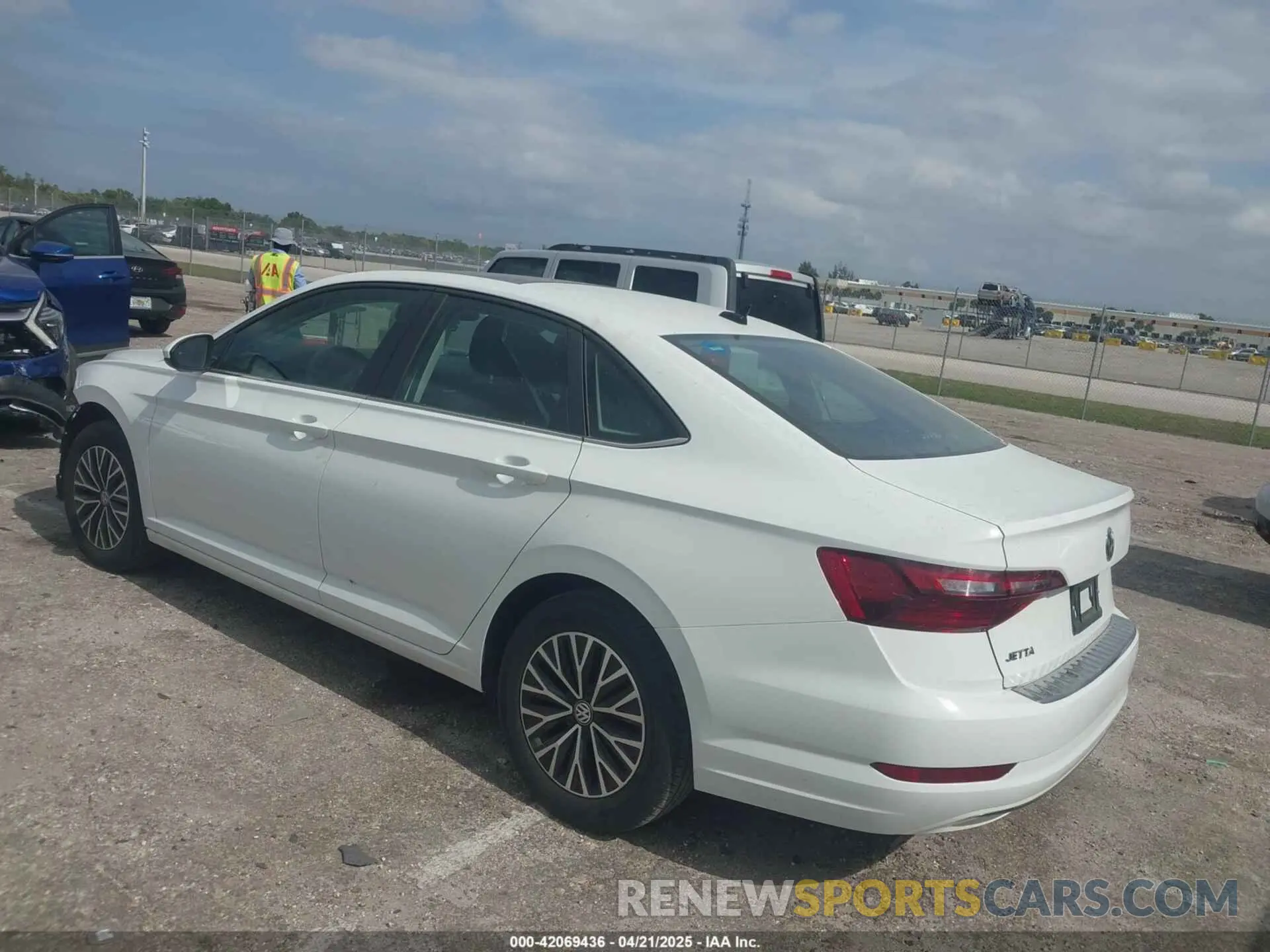 3 Photograph of a damaged car 3VWCB7BU0LM048998 VOLKSWAGEN JETTA 2020