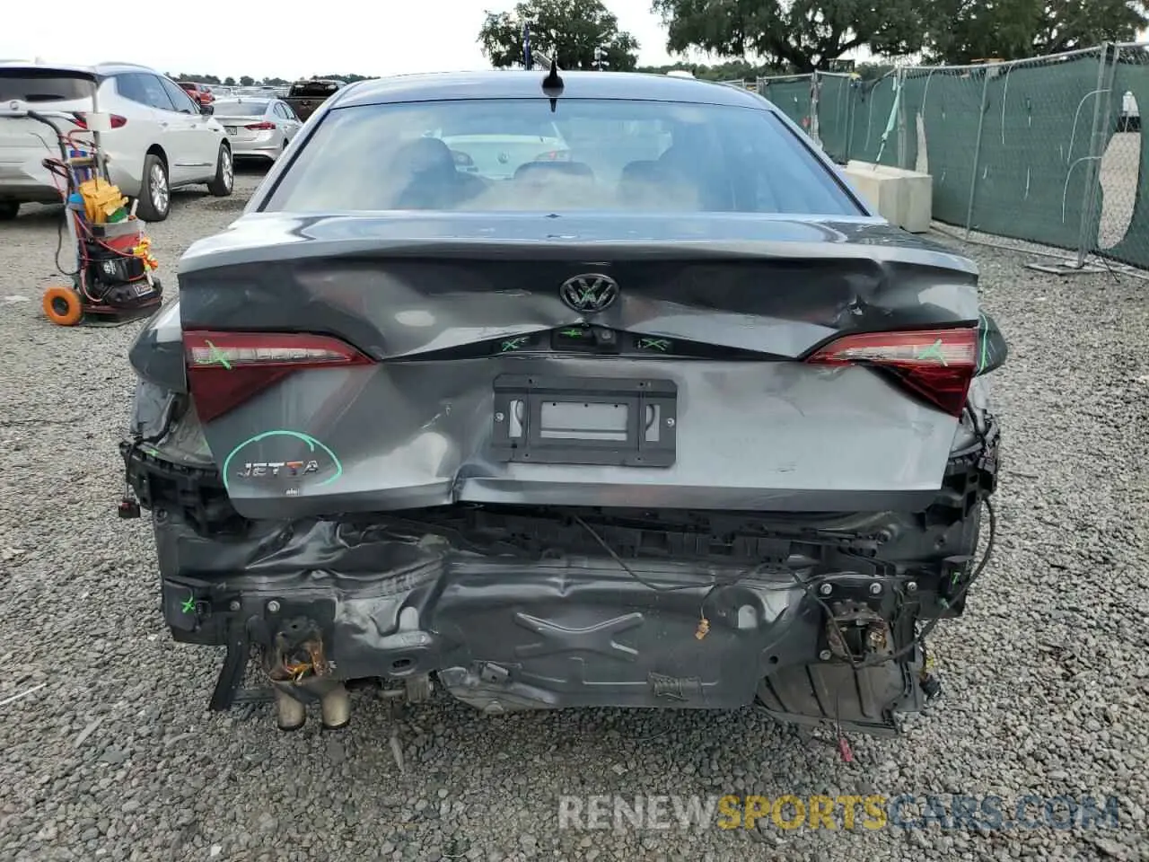 6 Photograph of a damaged car 3VWCB7BU1LM007814 VOLKSWAGEN JETTA 2020