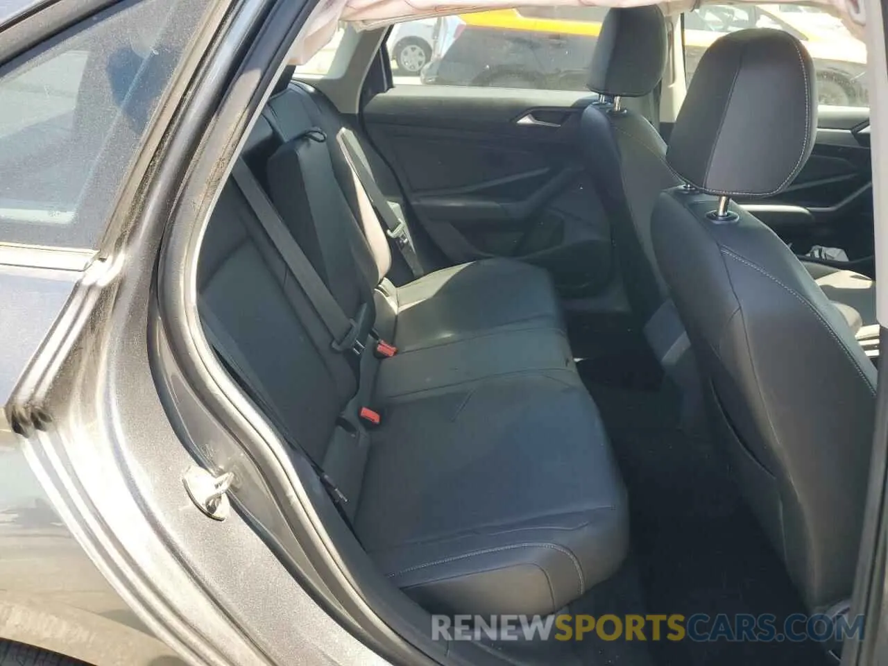 10 Photograph of a damaged car 3VWCB7BU1LM010115 VOLKSWAGEN JETTA 2020