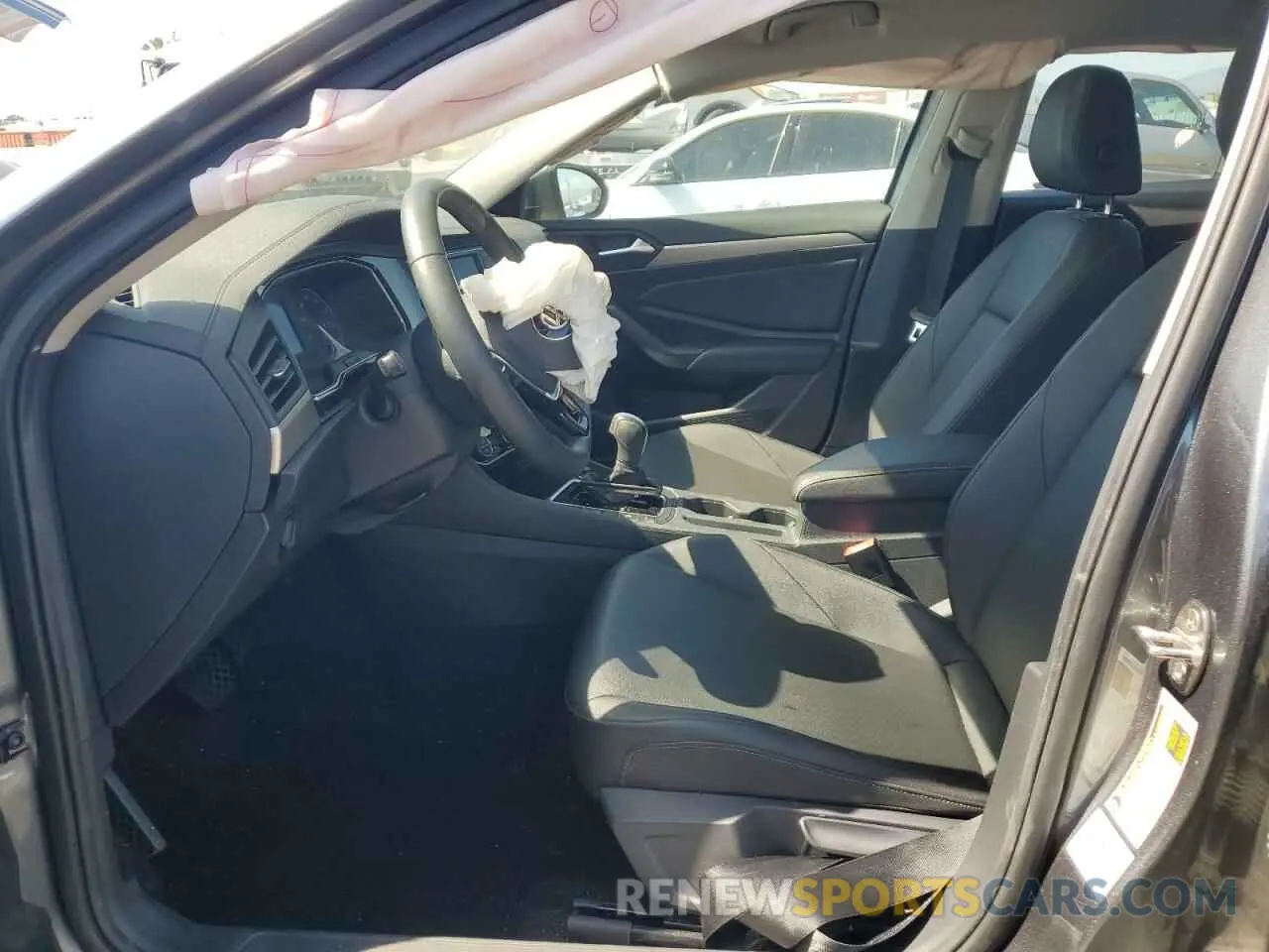 7 Photograph of a damaged car 3VWCB7BU1LM010115 VOLKSWAGEN JETTA 2020