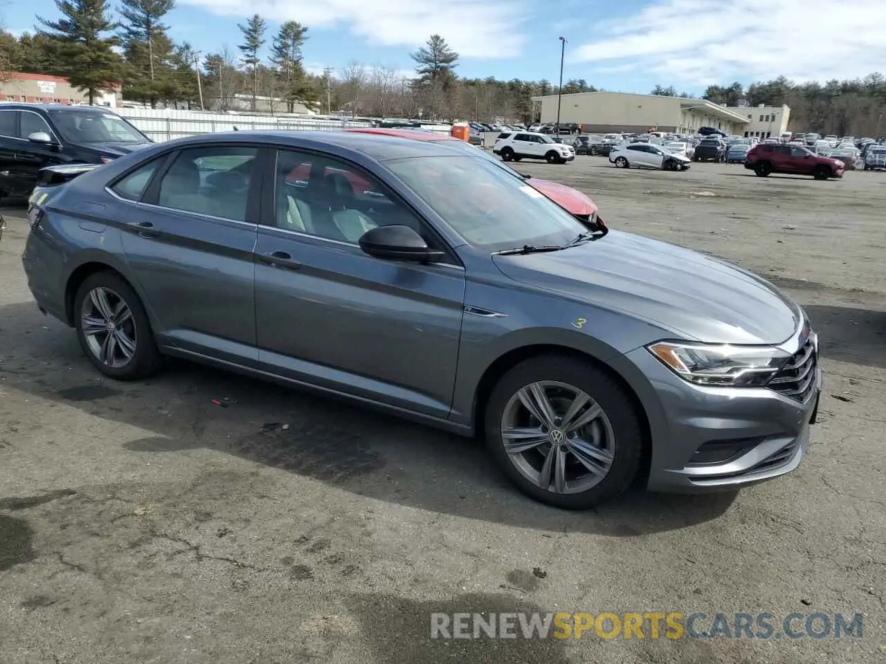 4 Photograph of a damaged car 3VWCB7BU1LM016528 VOLKSWAGEN JETTA 2020