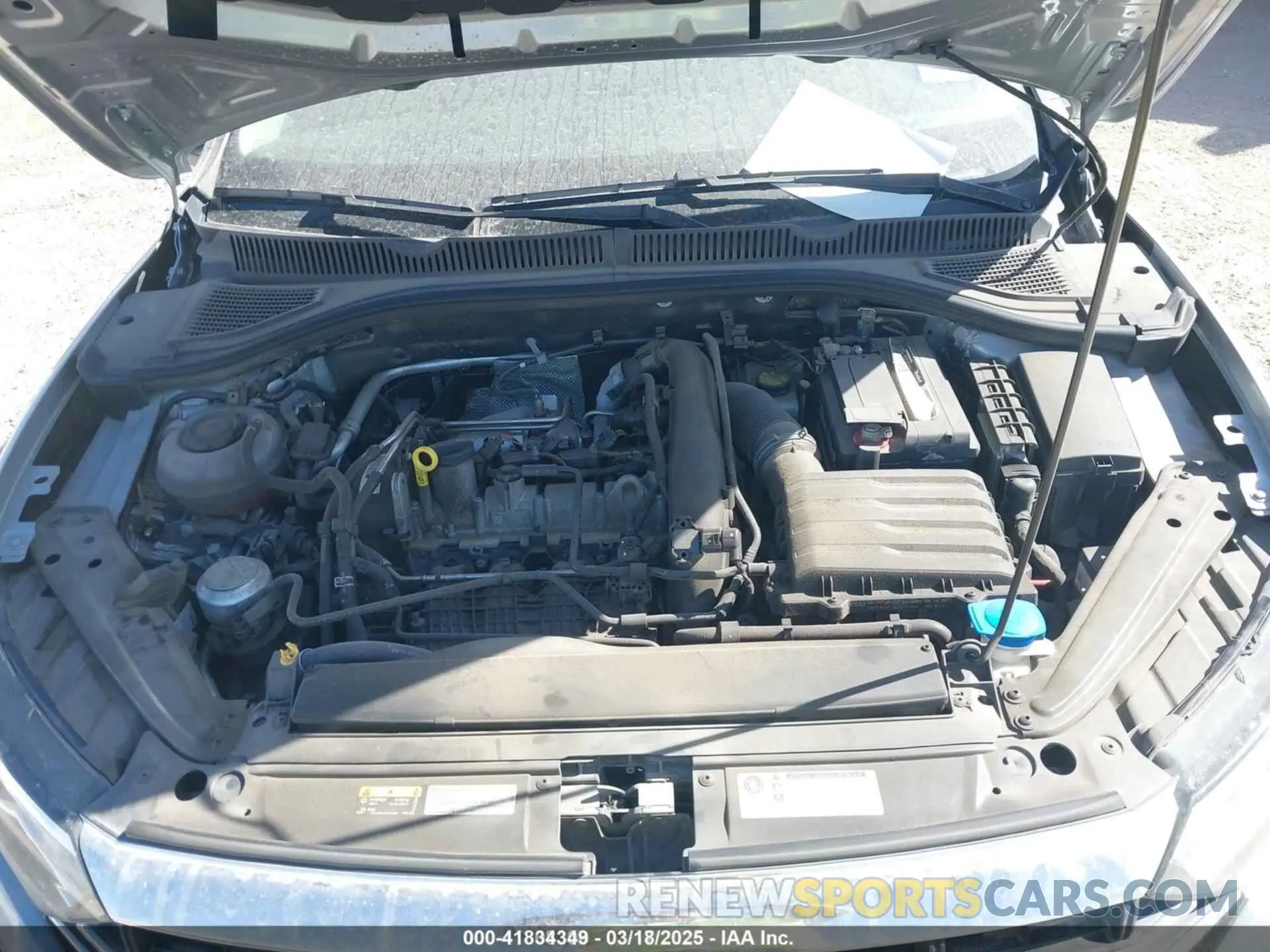 10 Photograph of a damaged car 3VWCB7BU1LM017176 VOLKSWAGEN JETTA 2020