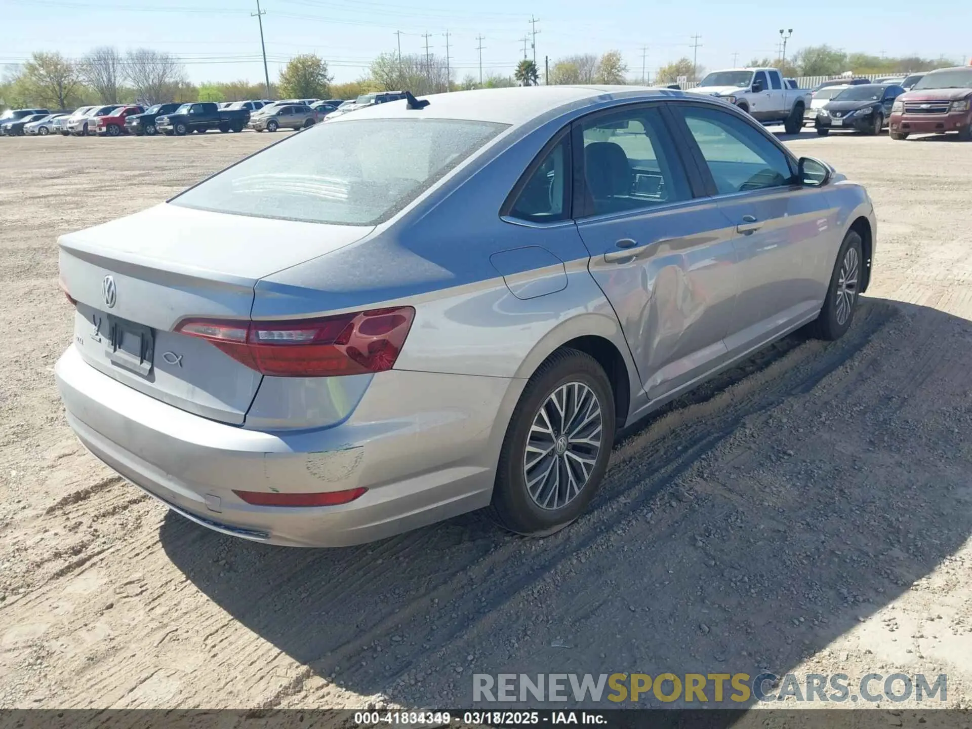 4 Photograph of a damaged car 3VWCB7BU1LM017176 VOLKSWAGEN JETTA 2020