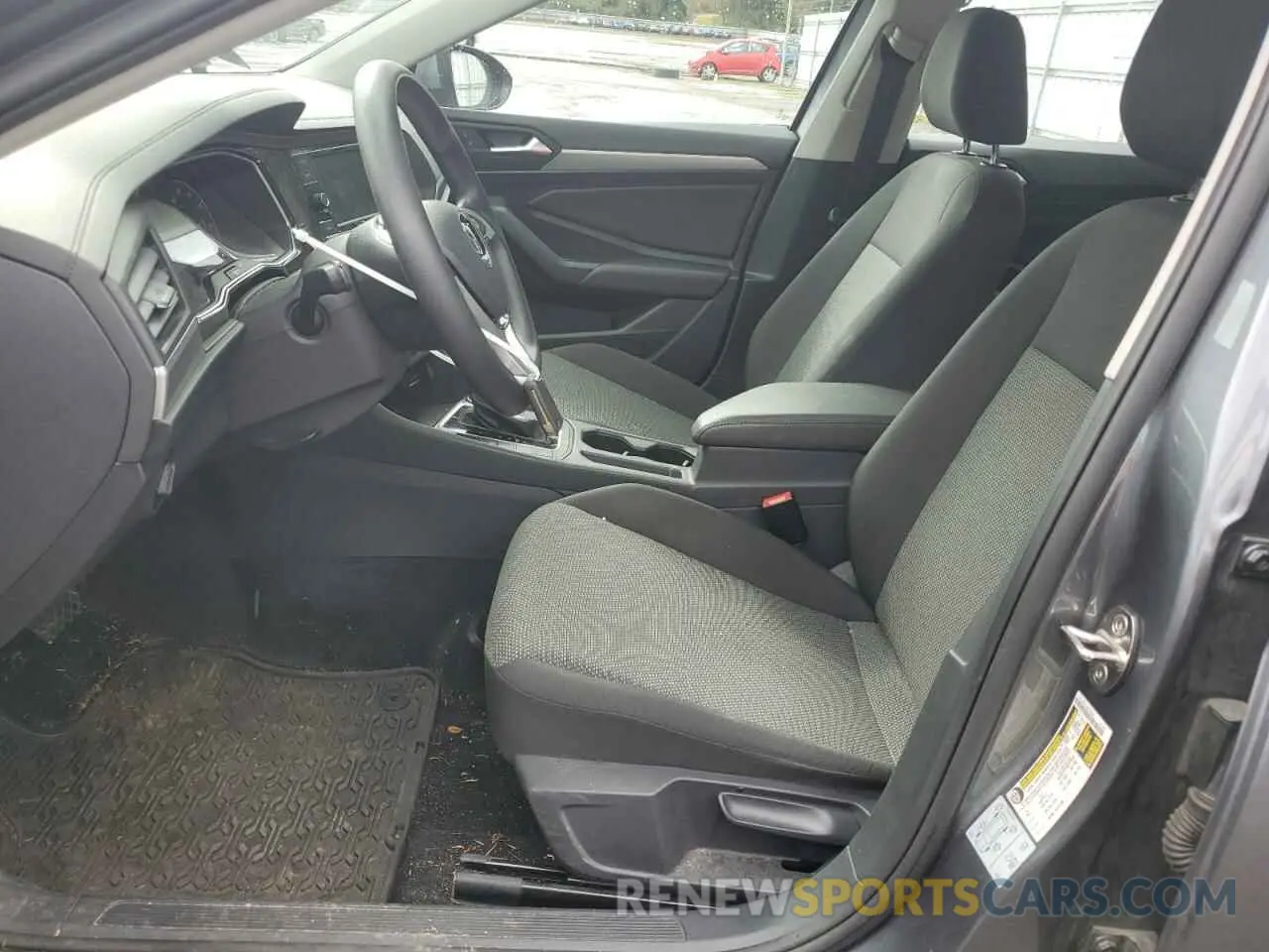 7 Photograph of a damaged car 3VWCB7BU1LM018151 VOLKSWAGEN JETTA 2020