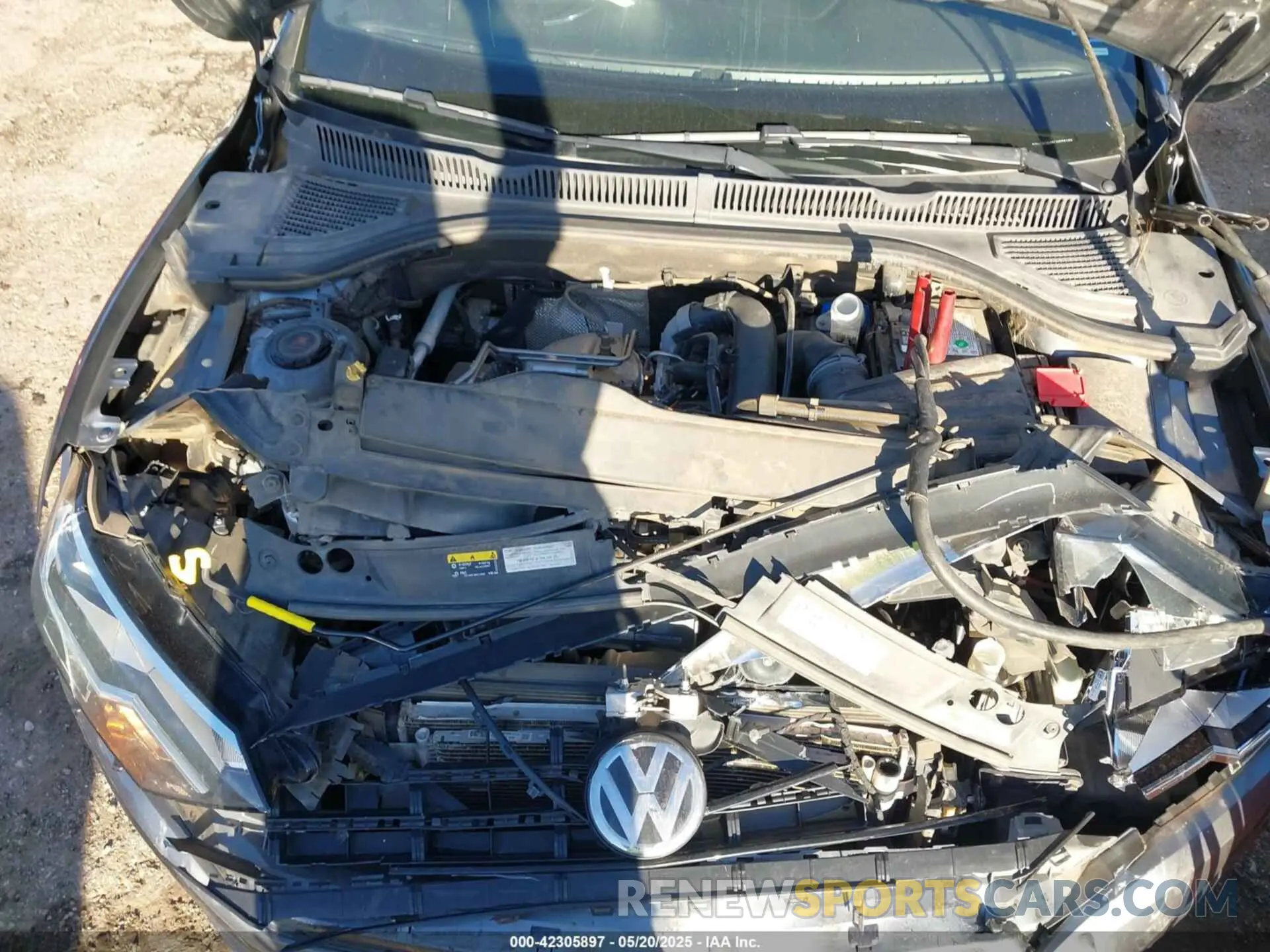 10 Photograph of a damaged car 3VWCB7BU1LM039193 VOLKSWAGEN JETTA 2020