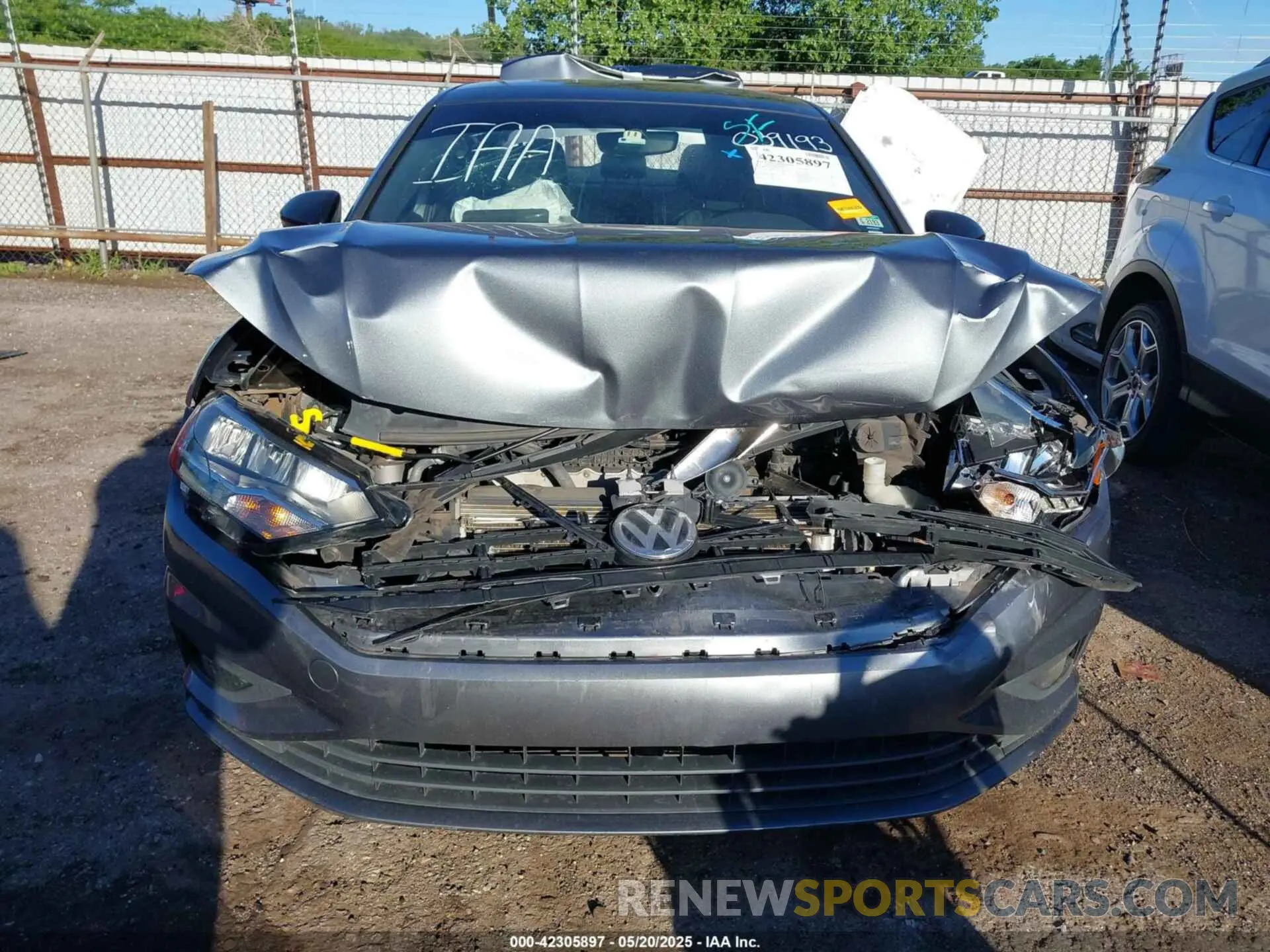11 Photograph of a damaged car 3VWCB7BU1LM039193 VOLKSWAGEN JETTA 2020