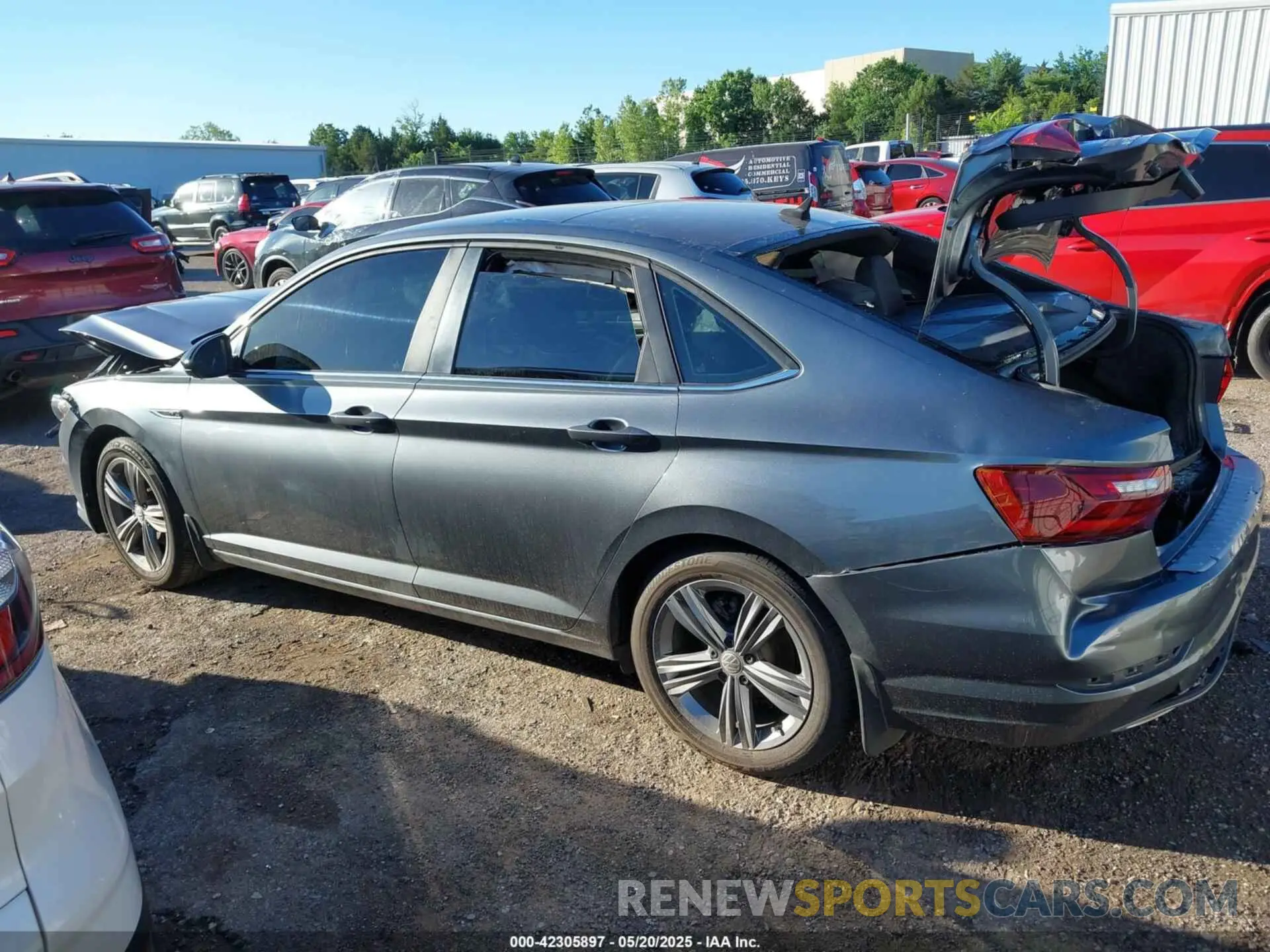 13 Photograph of a damaged car 3VWCB7BU1LM039193 VOLKSWAGEN JETTA 2020
