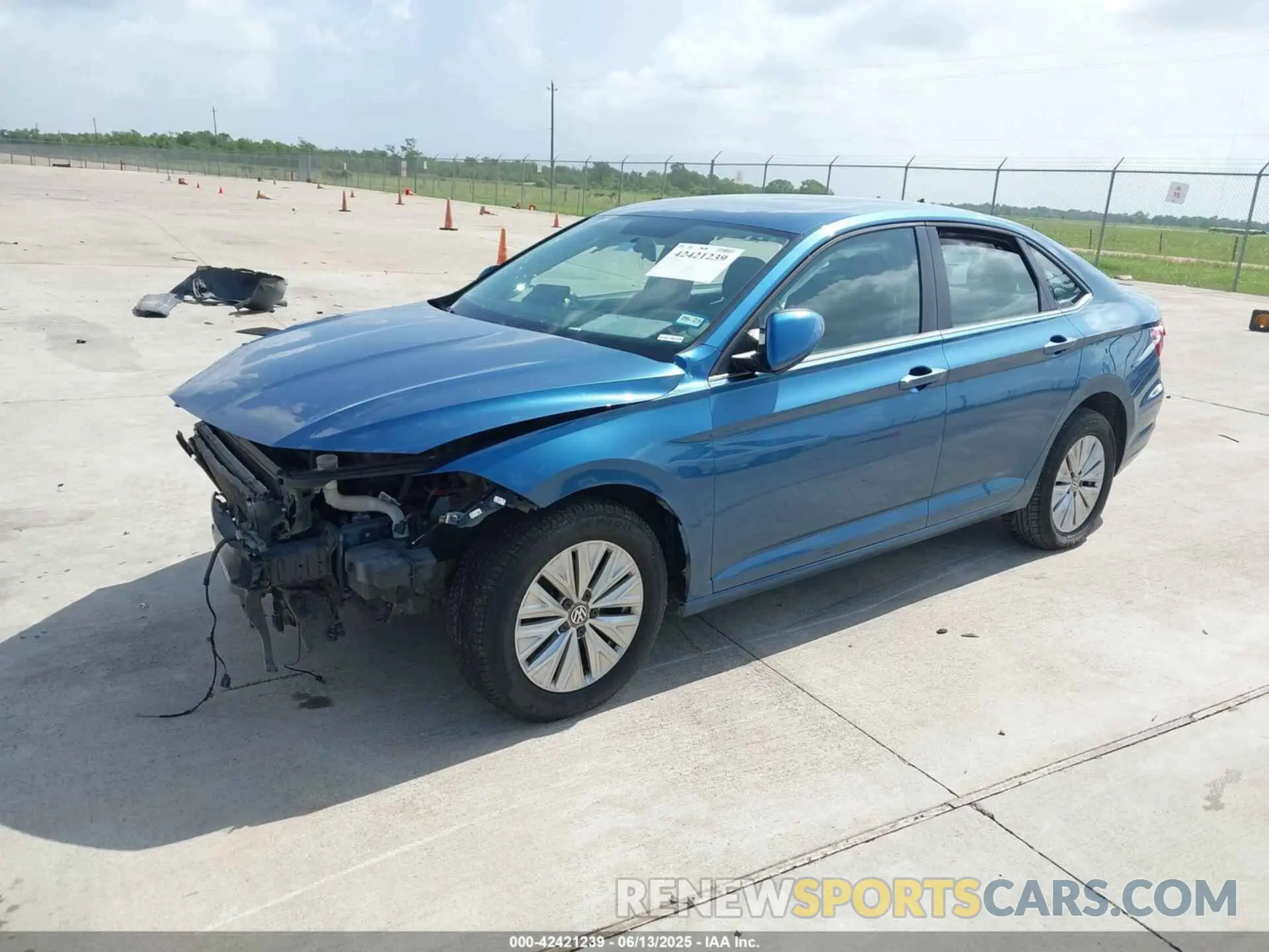 2 Photograph of a damaged car 3VWCB7BU1LM076924 VOLKSWAGEN JETTA 2020