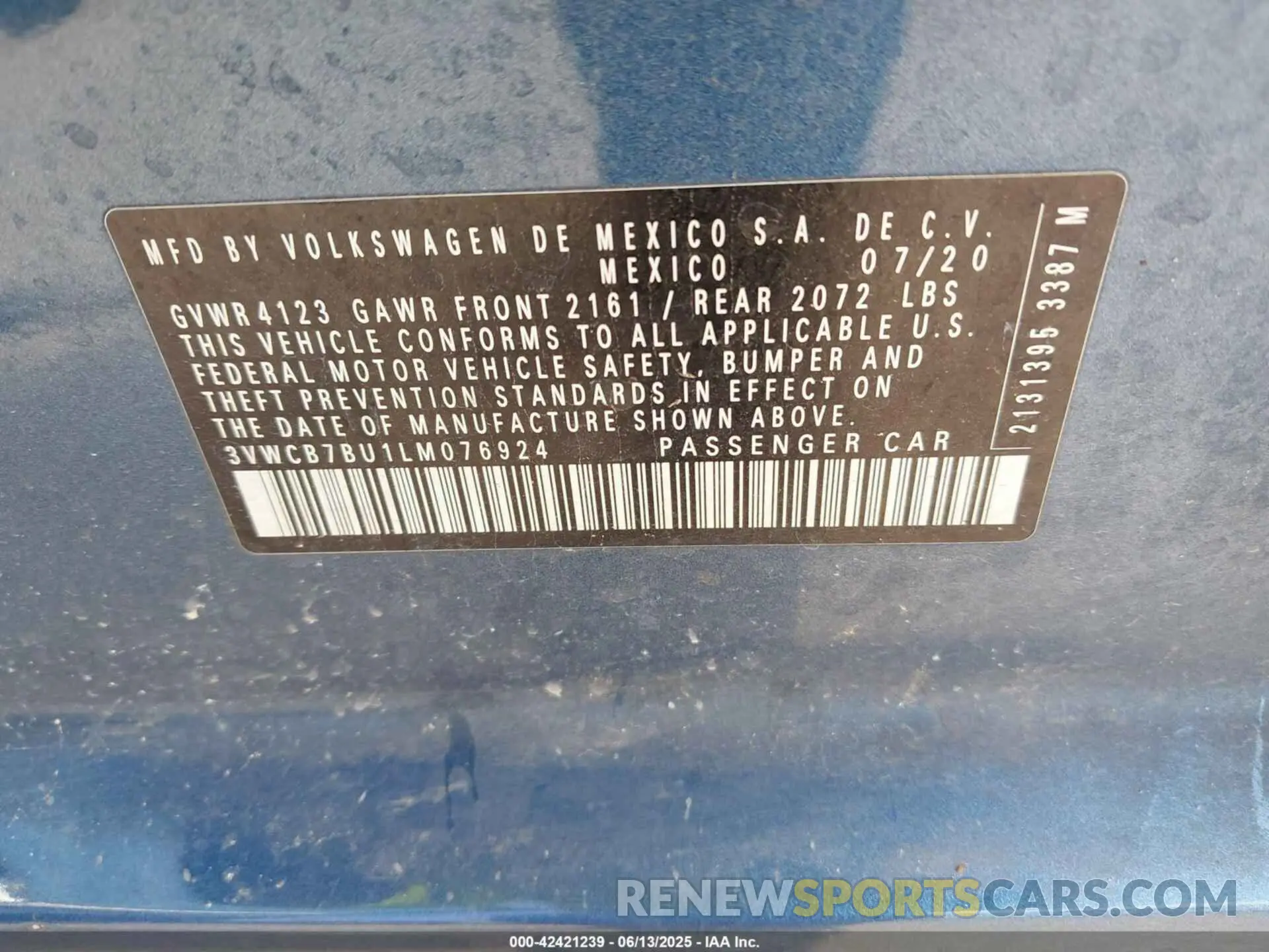 9 Photograph of a damaged car 3VWCB7BU1LM076924 VOLKSWAGEN JETTA 2020