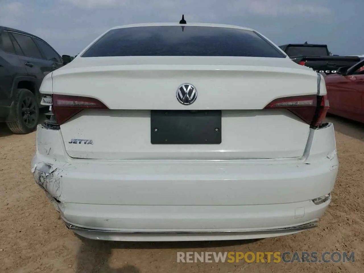 6 Photograph of a damaged car 3VWCB7BU2LM055323 VOLKSWAGEN JETTA 2020