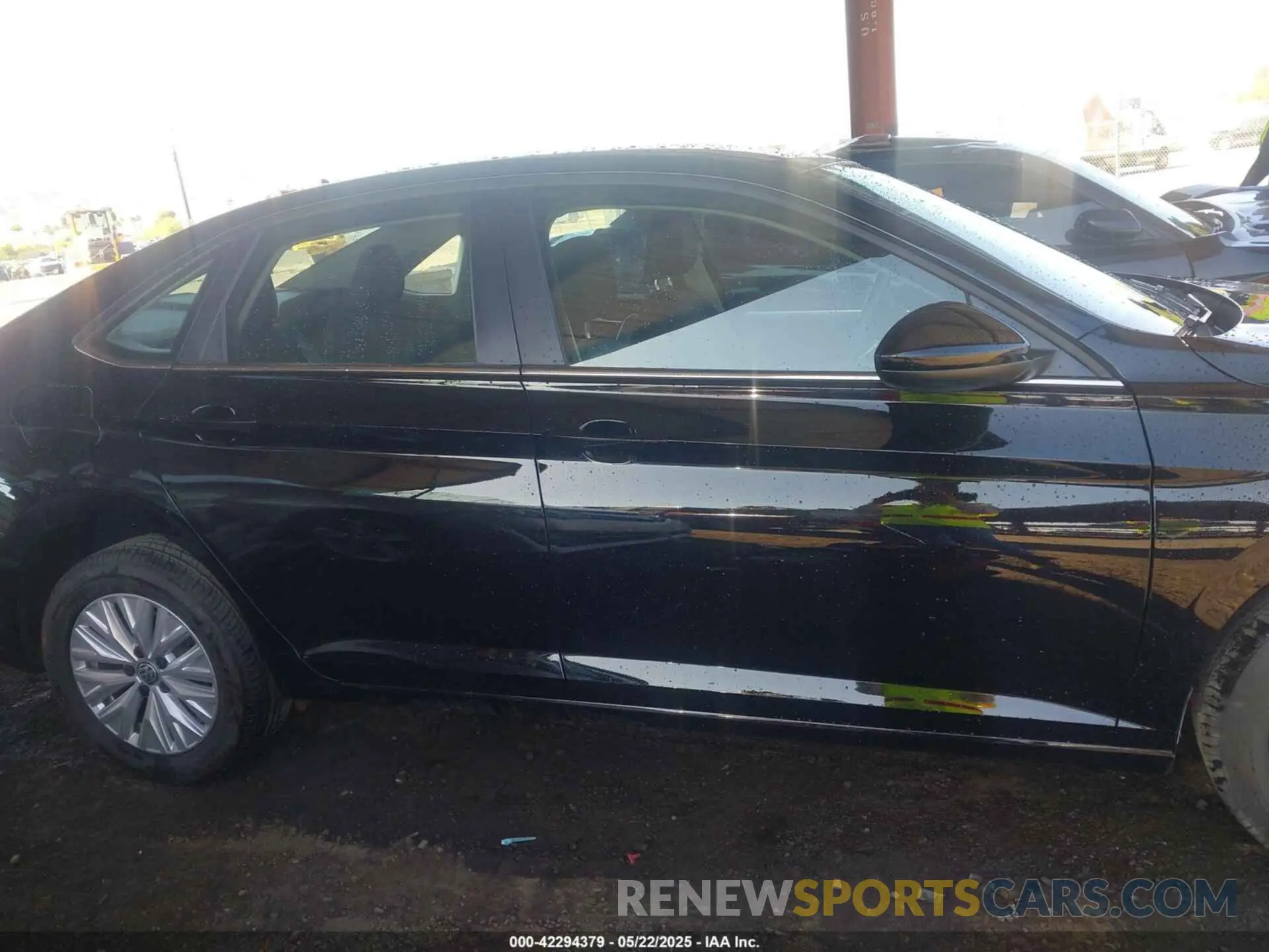 13 Photograph of a damaged car 3VWCB7BU2LM076706 VOLKSWAGEN JETTA 2020