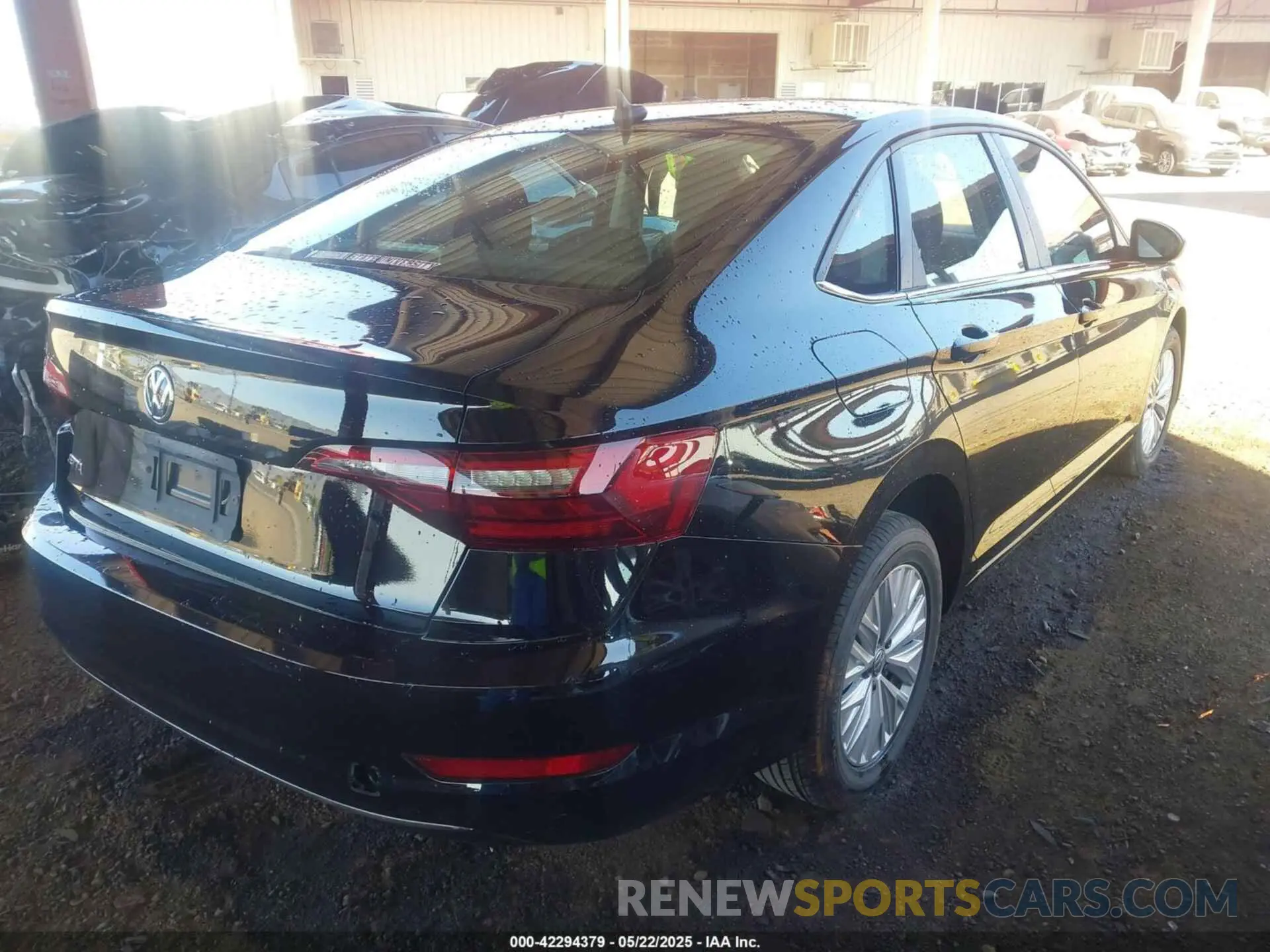 4 Photograph of a damaged car 3VWCB7BU2LM076706 VOLKSWAGEN JETTA 2020