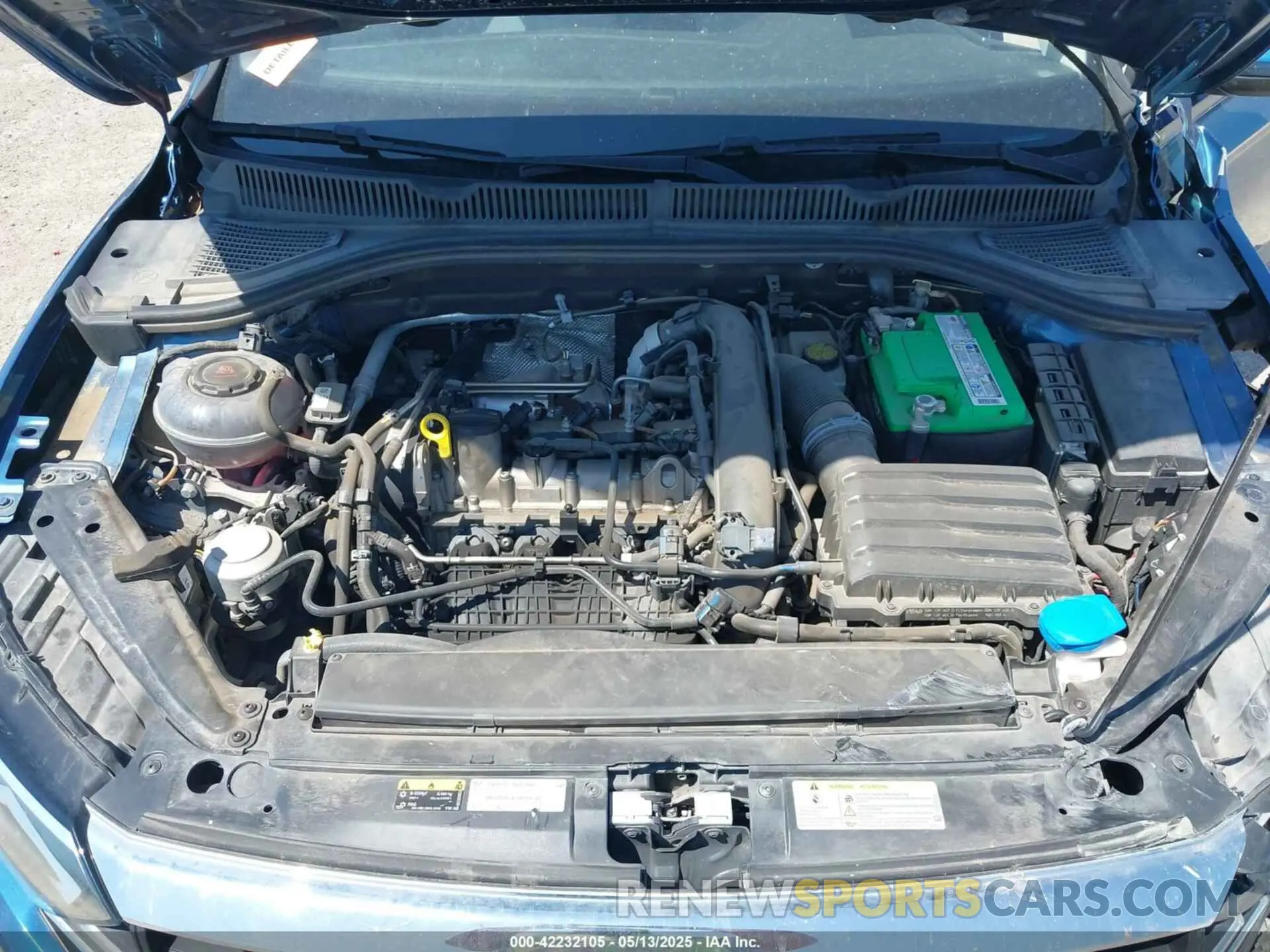 10 Photograph of a damaged car 3VWCB7BU2LM076835 VOLKSWAGEN JETTA 2020