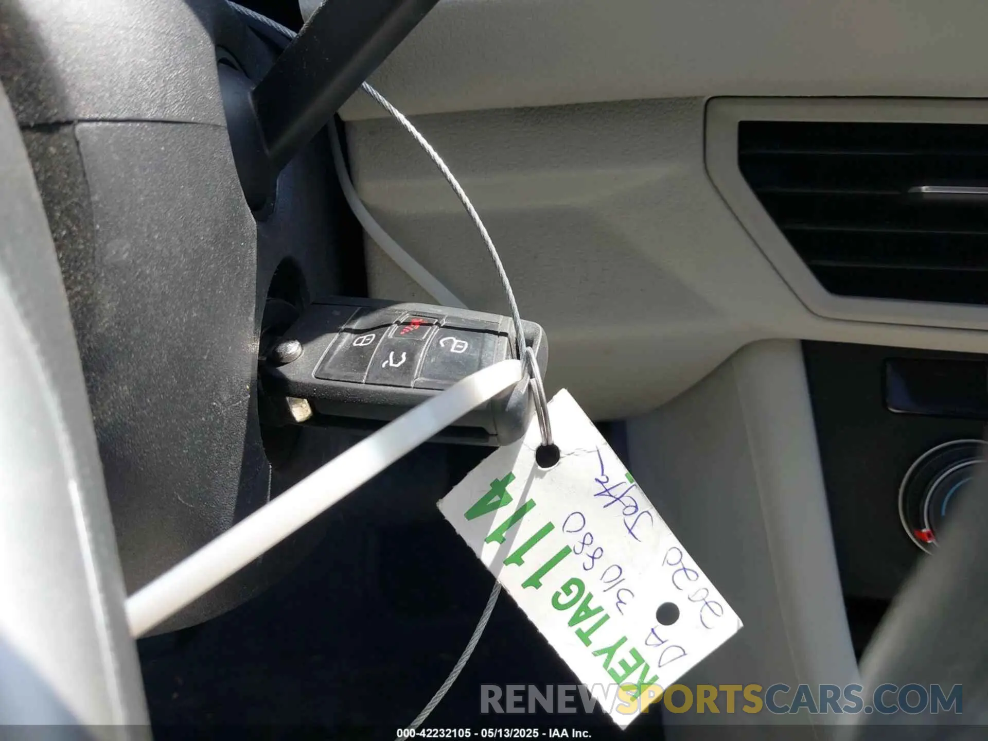 11 Photograph of a damaged car 3VWCB7BU2LM076835 VOLKSWAGEN JETTA 2020