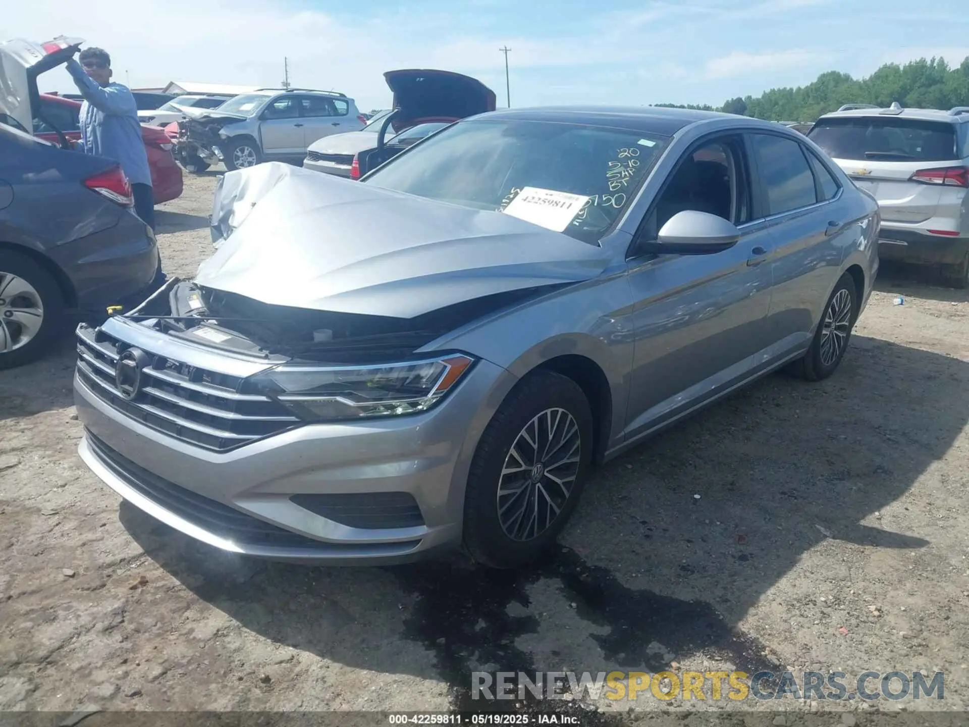 2 Photograph of a damaged car 3VWCB7BU3LM003750 VOLKSWAGEN JETTA 2020