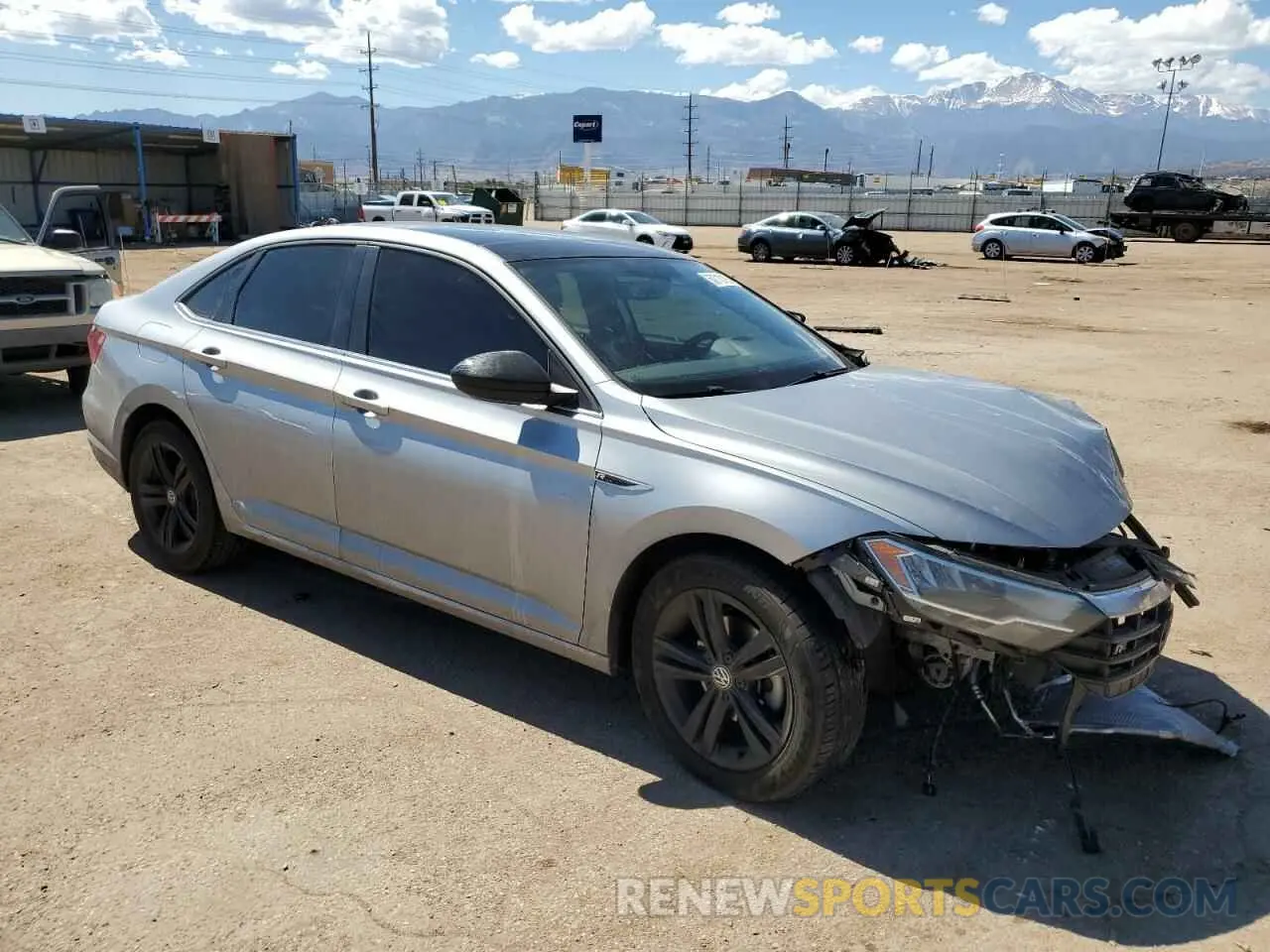 4 Photograph of a damaged car 3VWCB7BU3LM044041 VOLKSWAGEN JETTA 2020