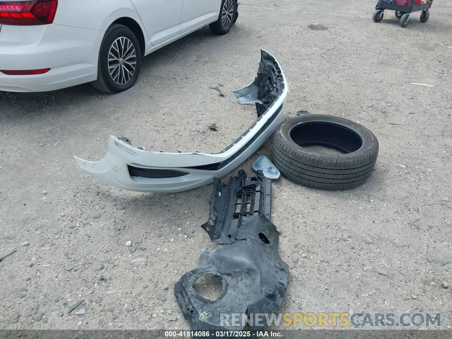 11 Photograph of a damaged car 3VWCB7BU3LM051846 VOLKSWAGEN JETTA 2020