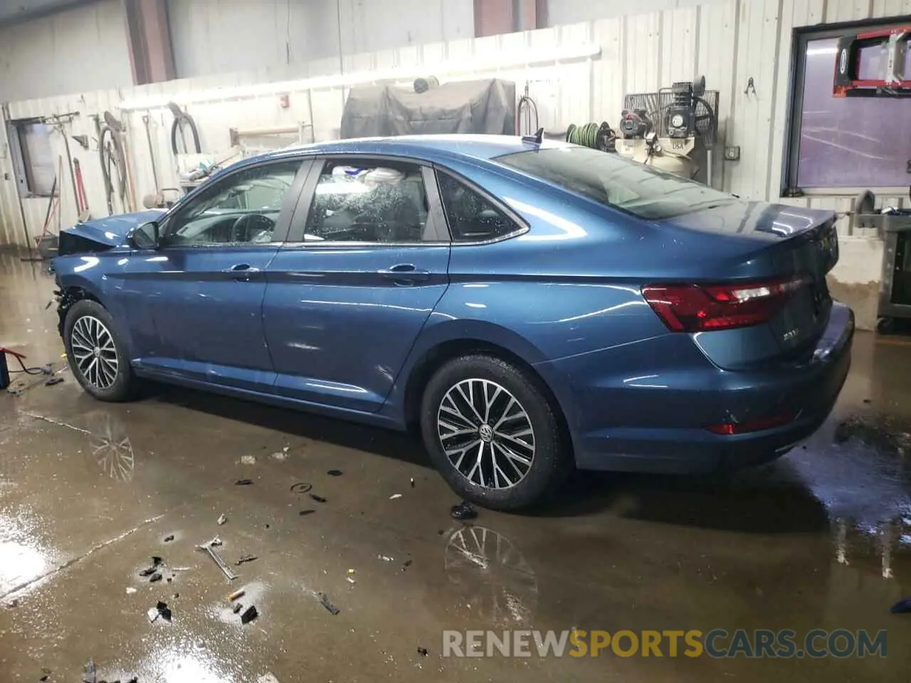 2 Photograph of a damaged car 3VWCB7BU4LM008987 VOLKSWAGEN JETTA 2020