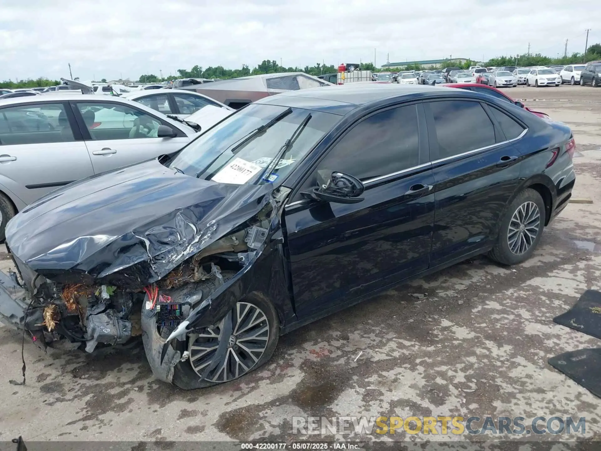 2 Photograph of a damaged car 3VWCB7BU4LM016779 VOLKSWAGEN JETTA 2020