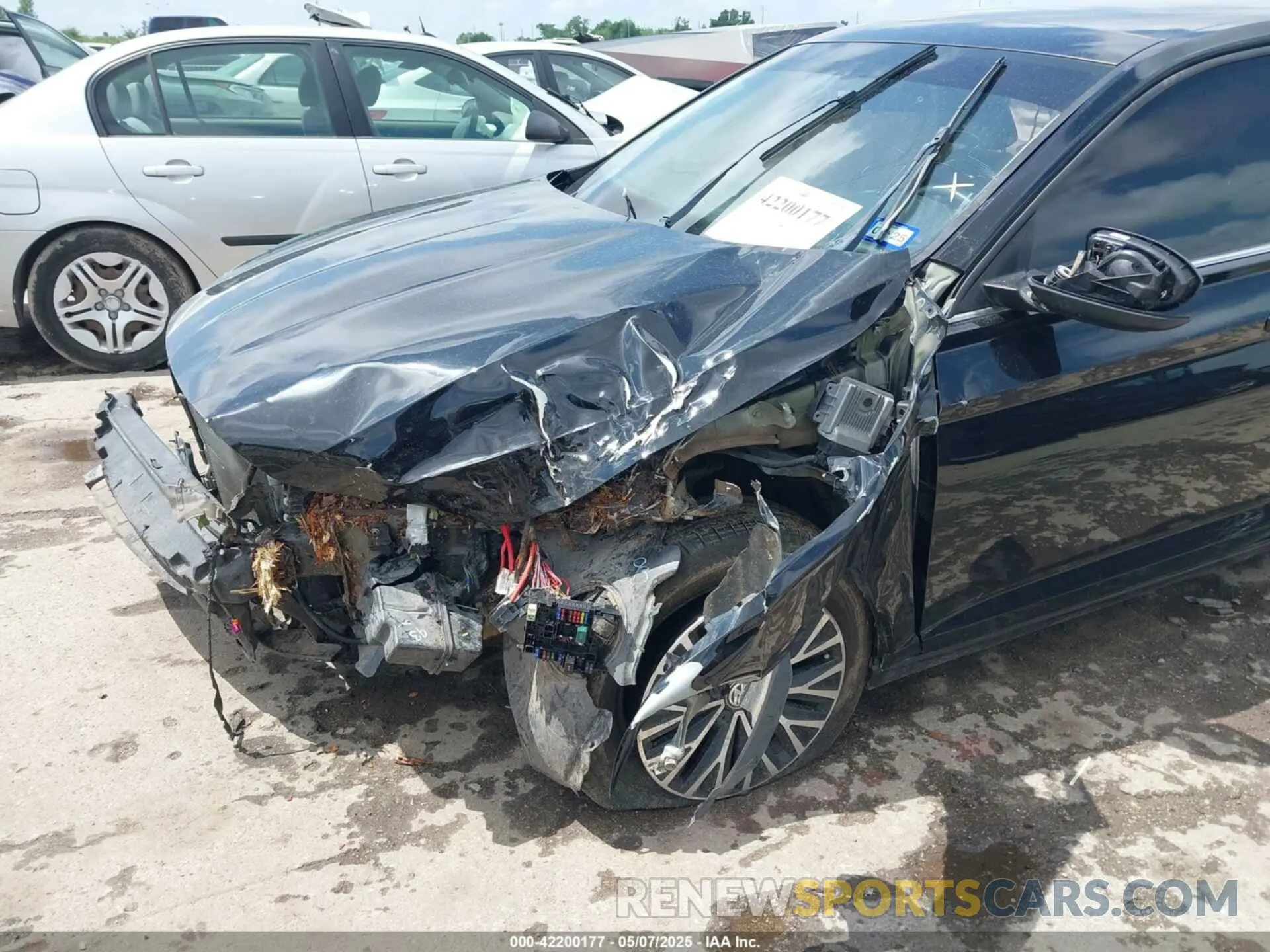 6 Photograph of a damaged car 3VWCB7BU4LM016779 VOLKSWAGEN JETTA 2020